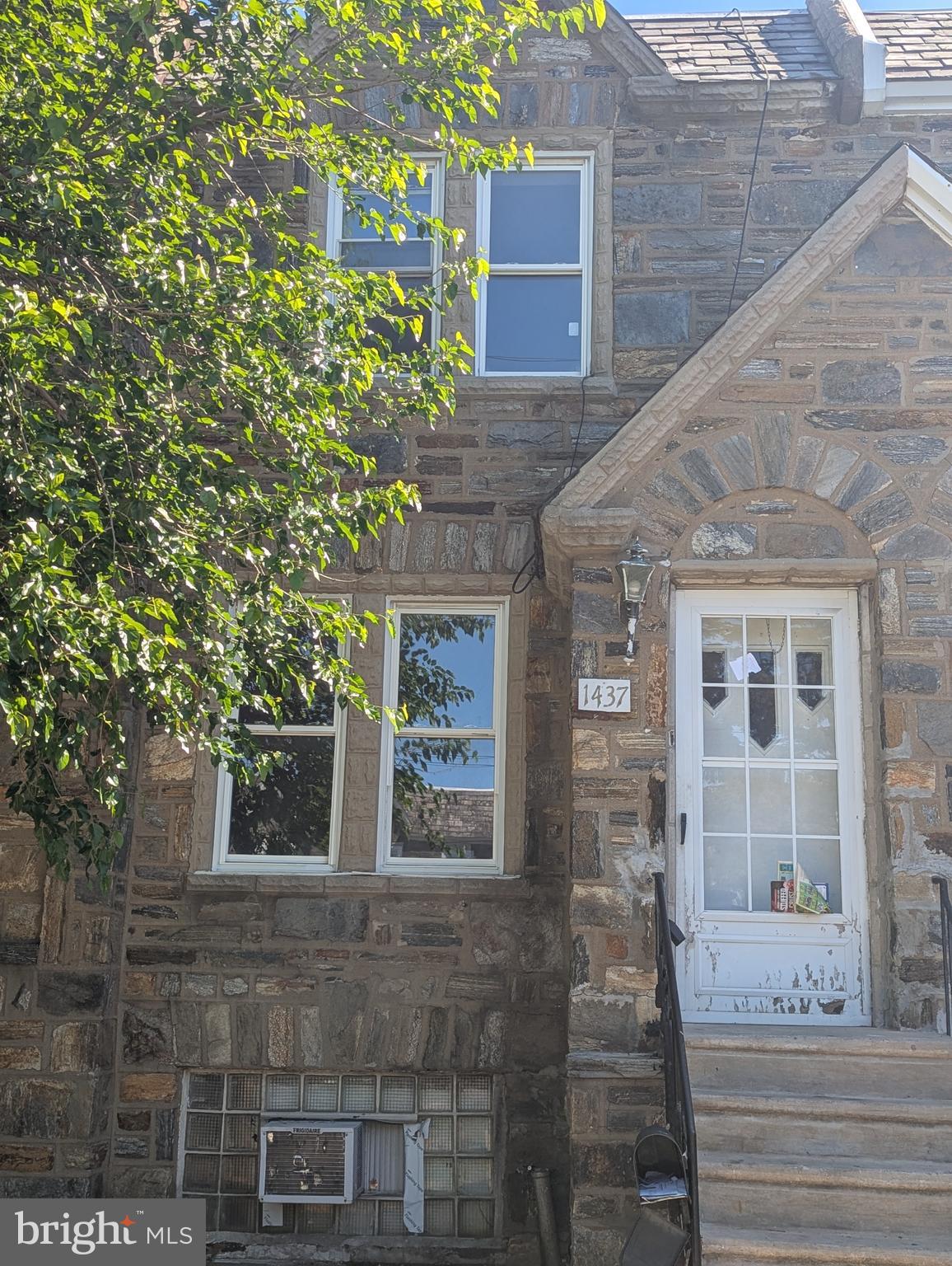 PHILADELPHIA (NORTHEAST) - Residential