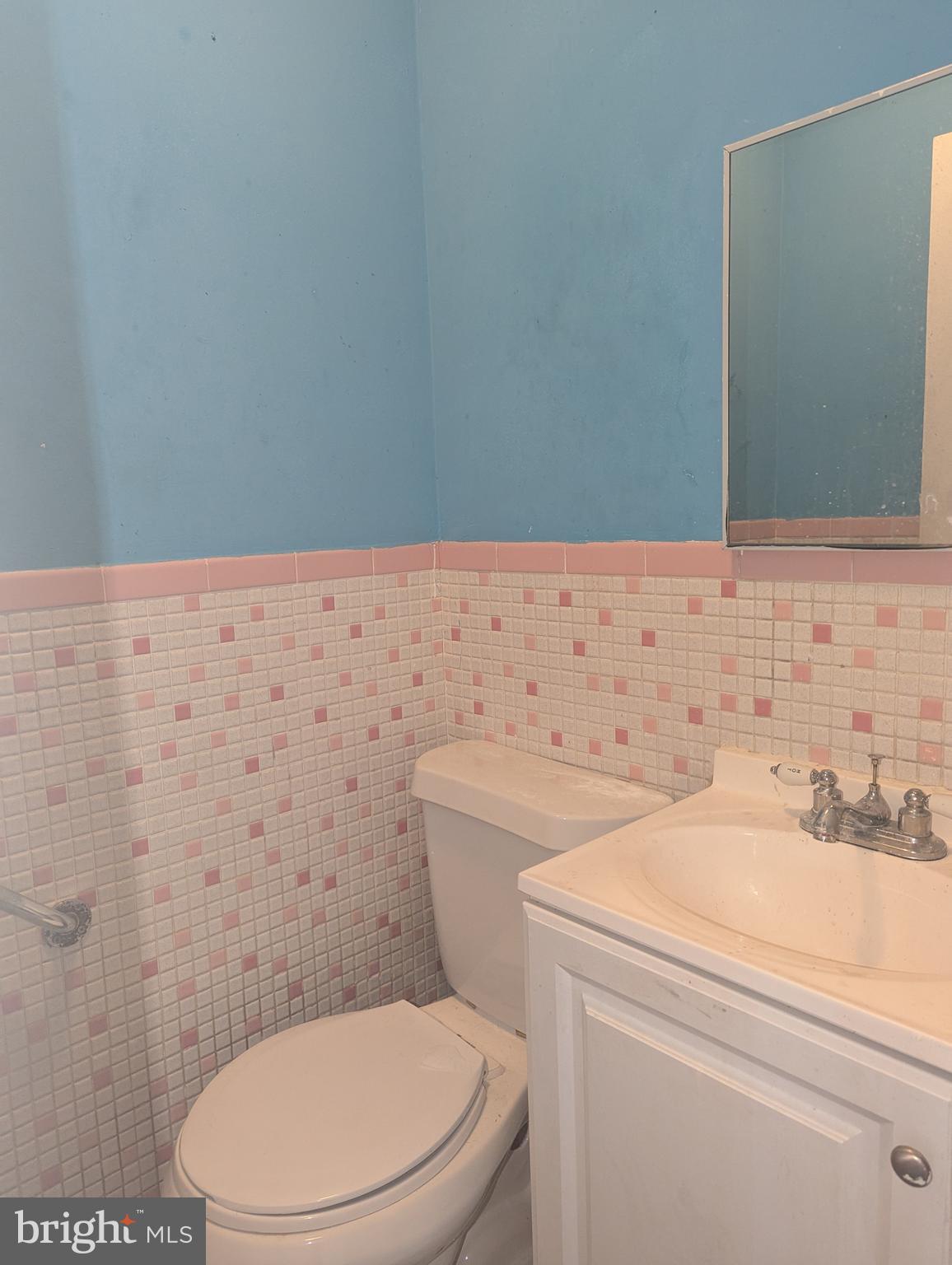 PHILADELPHIA (NORTHEAST) - Residential