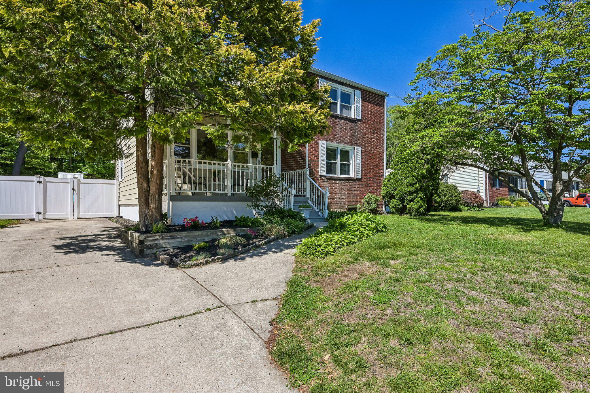 515 DEVON ROAD