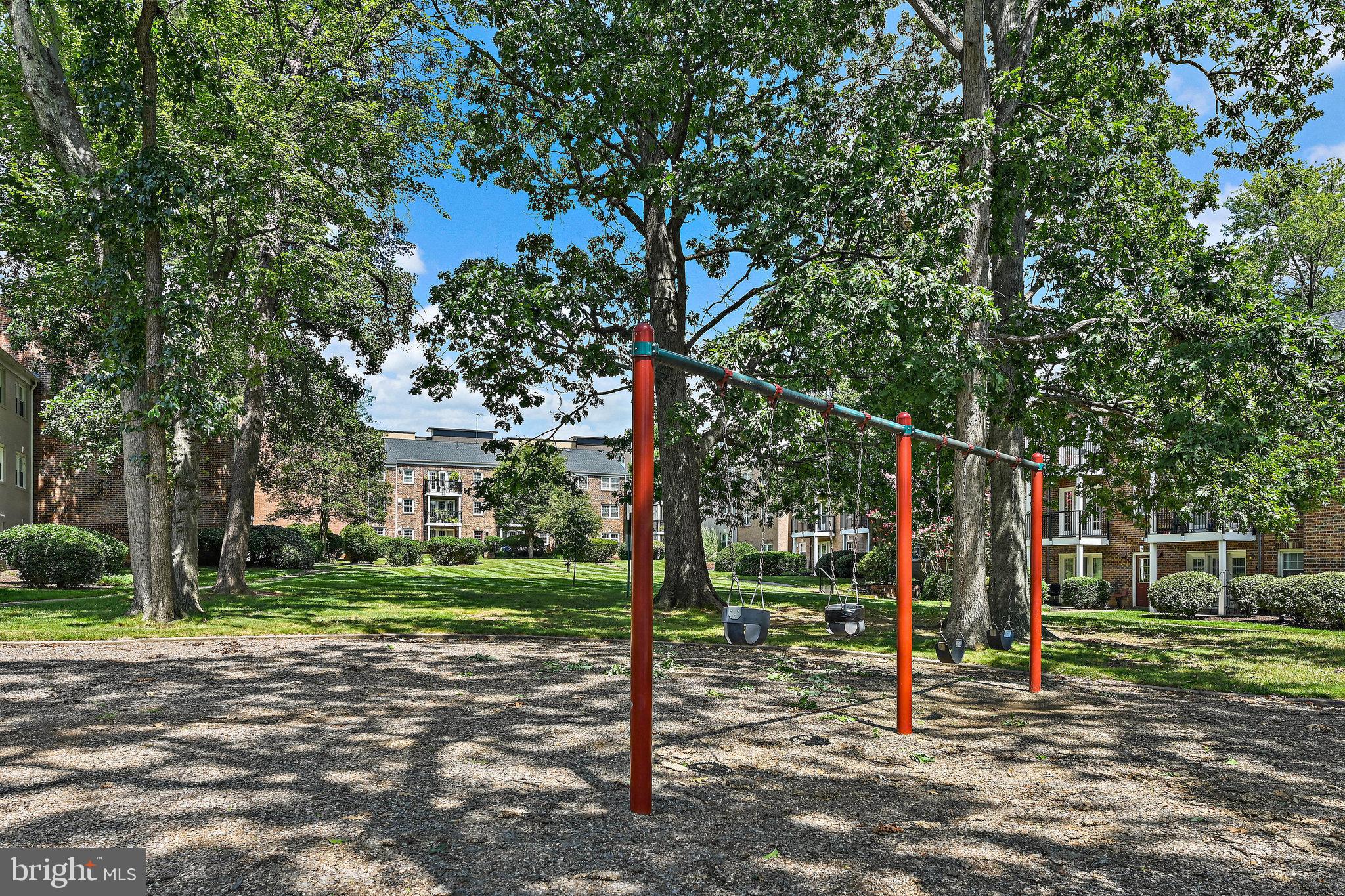 FOXCROFT COLONY CONDOS - Residential