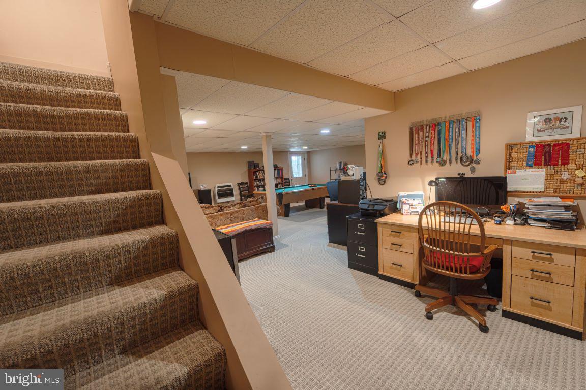 TWELVE OAKS - Residential