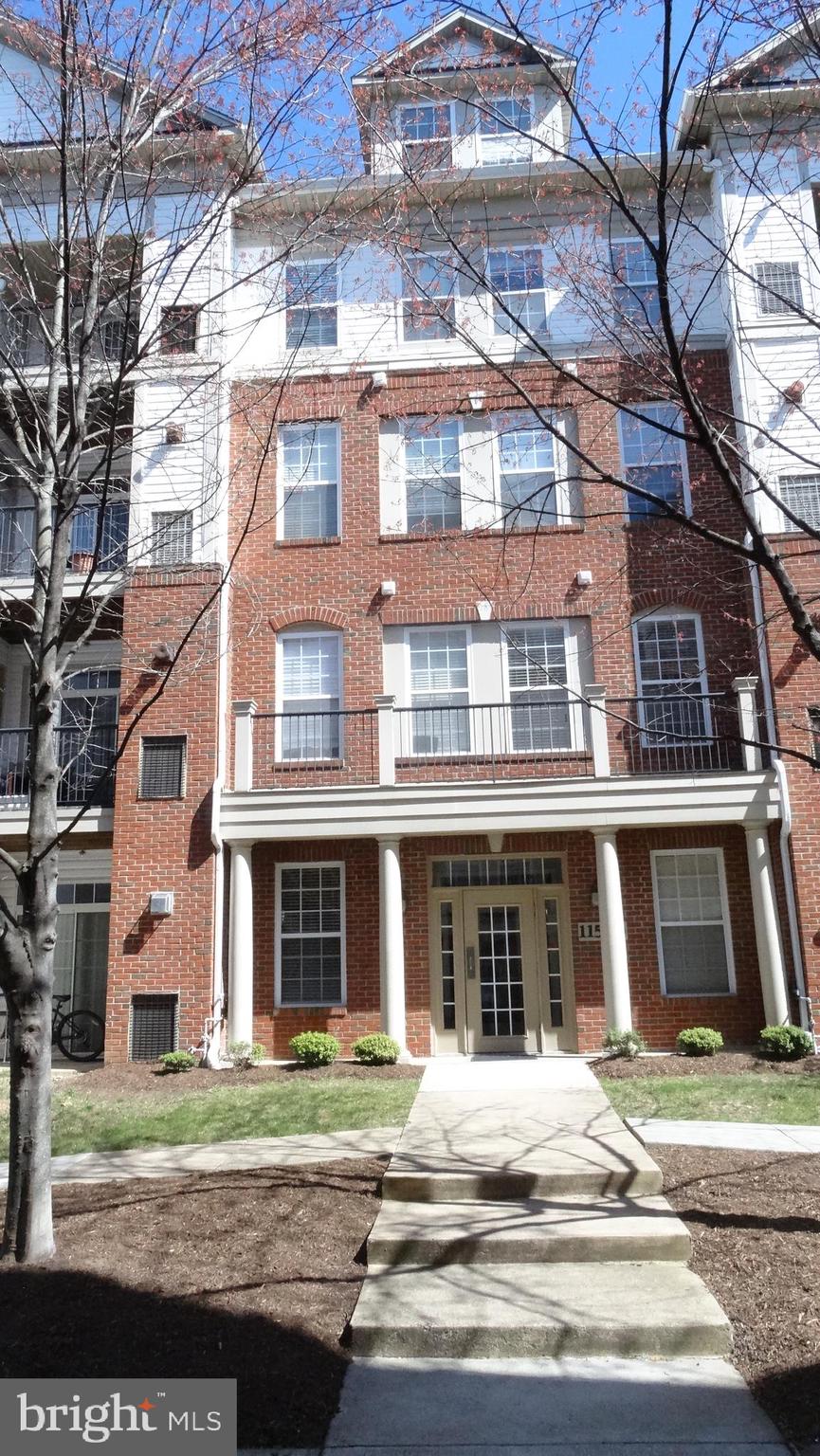 COURTS AT WESCOTT RIDGE - Residential