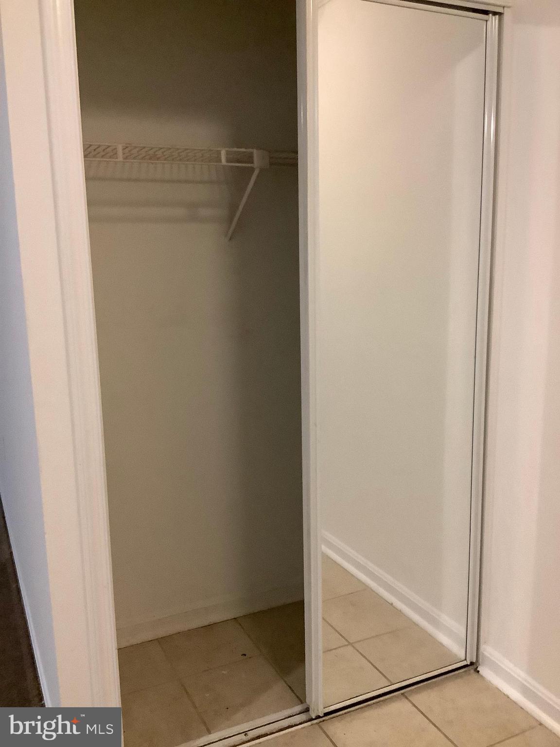 FLOWER HILL - Residential