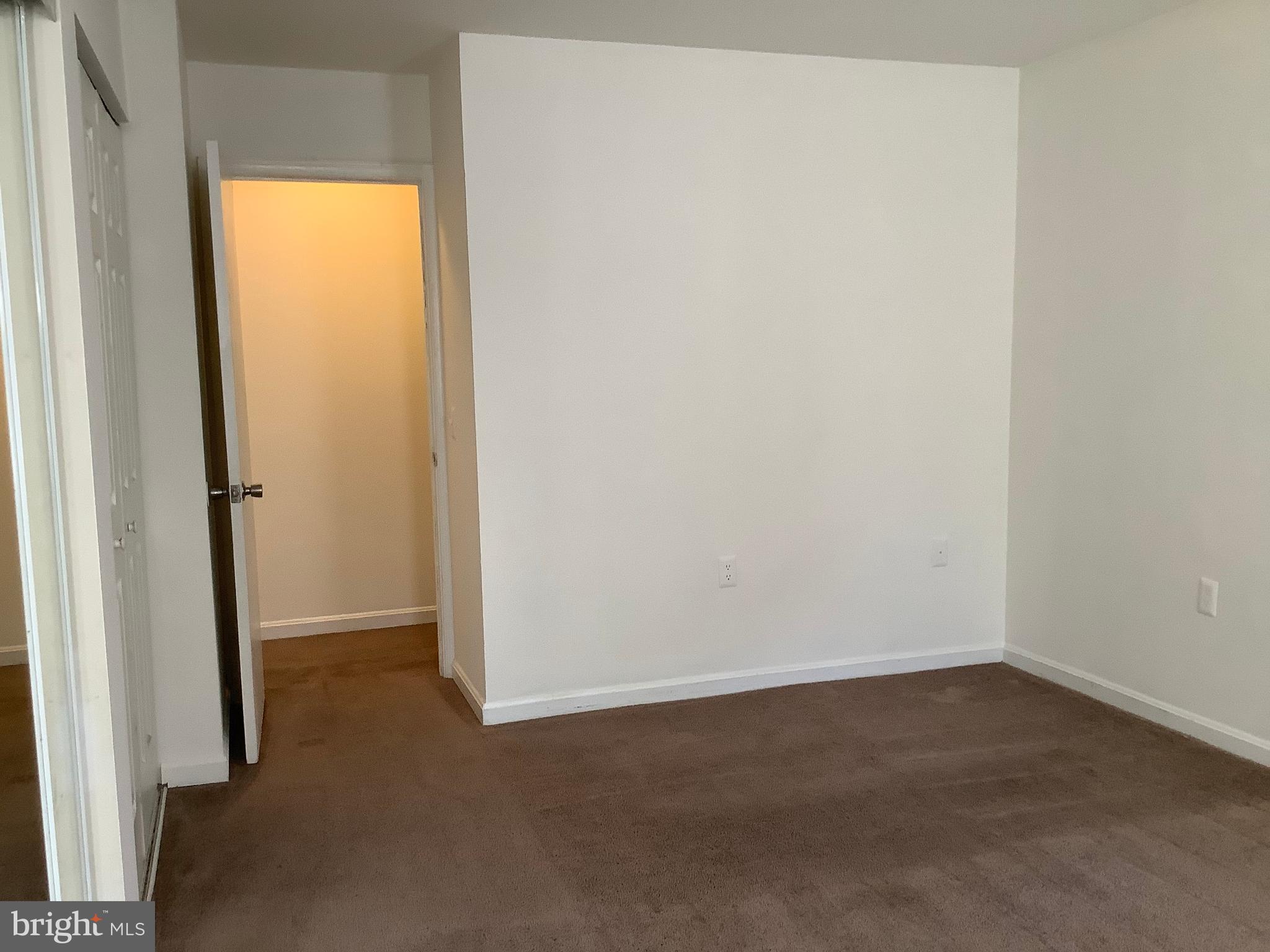 FLOWER HILL - Residential