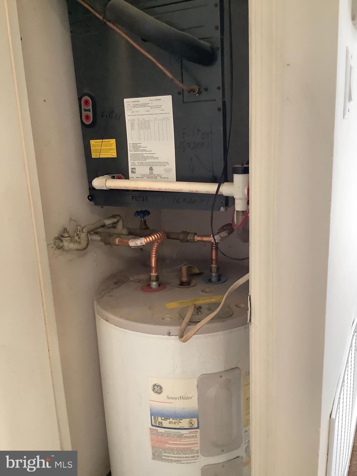 FLOWER HILL - Residential