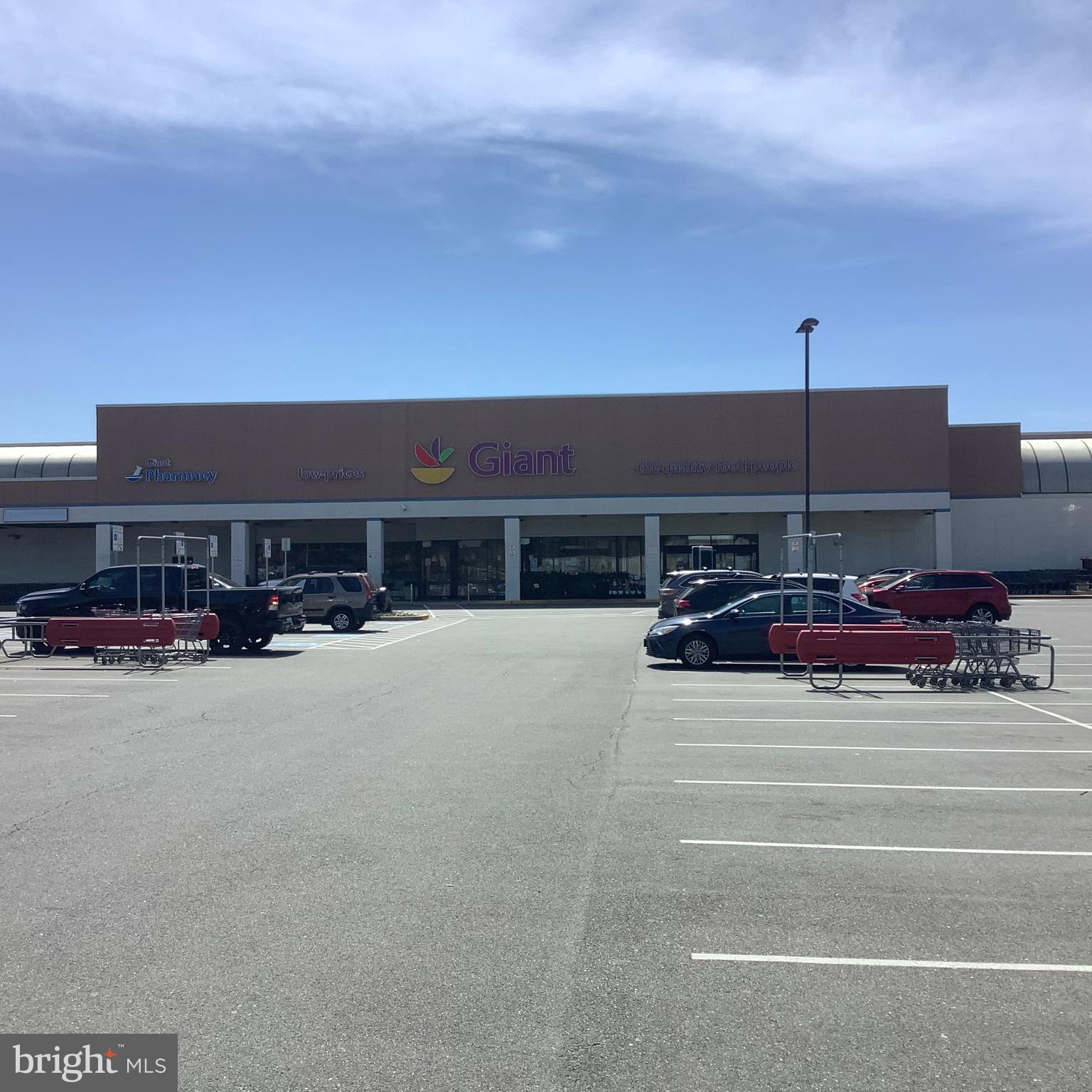 FLOWER HILL - Residential