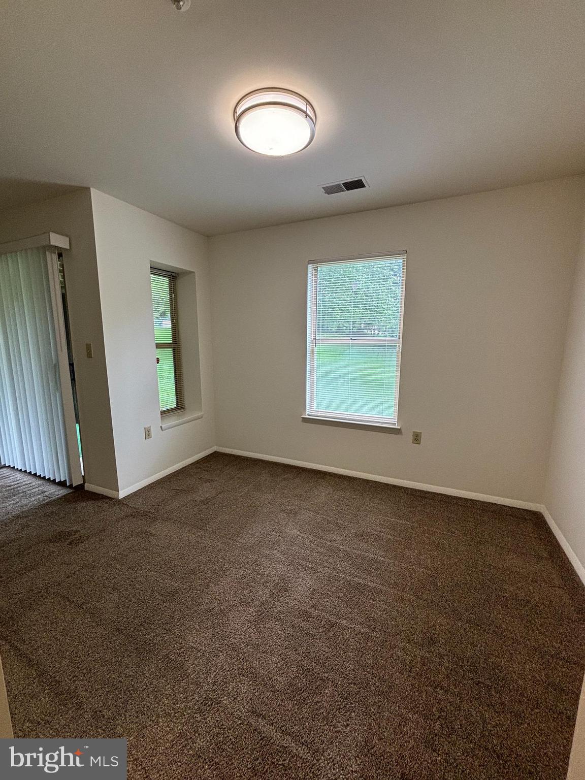 FLOWER HILL - Residential