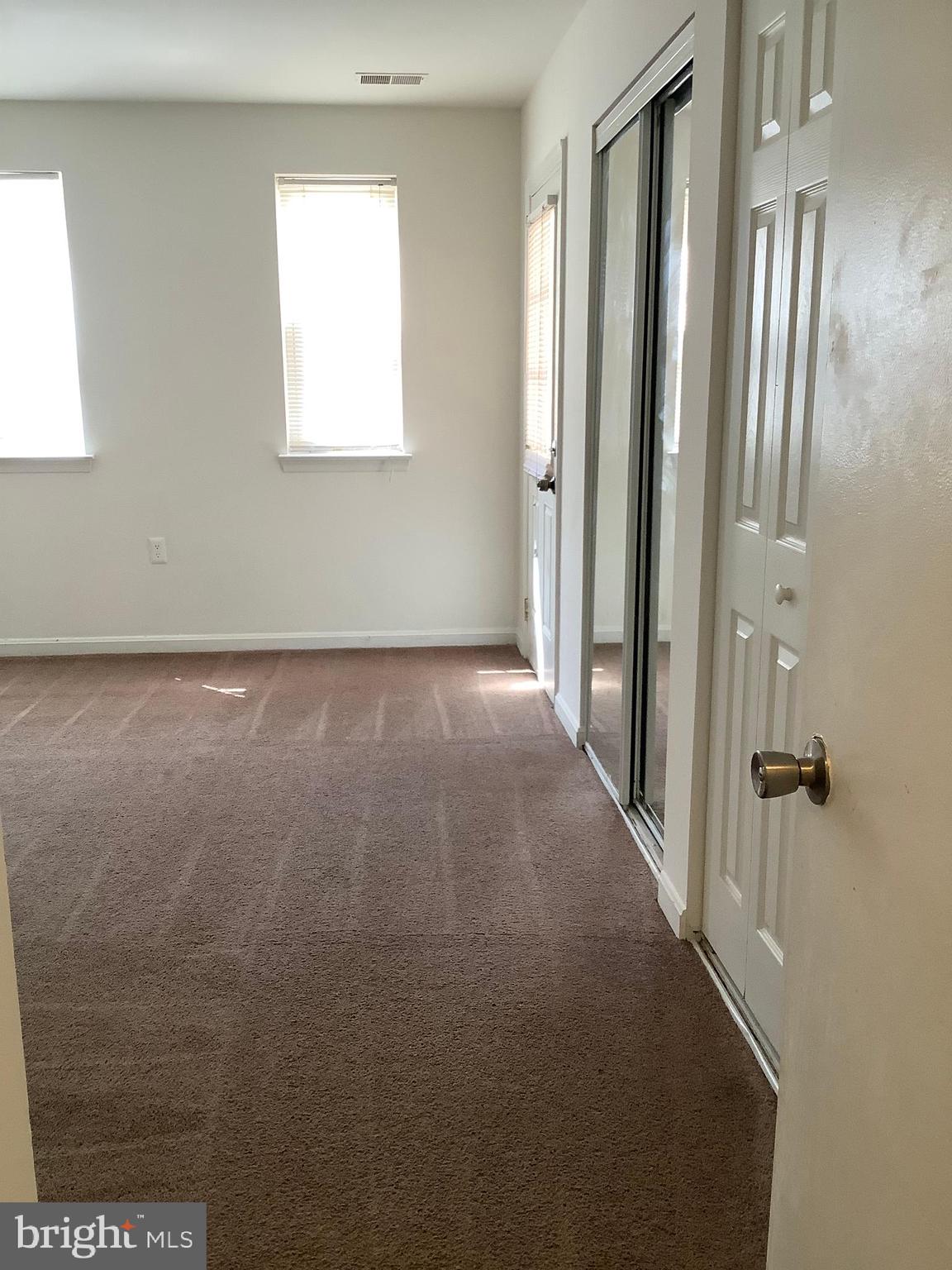 FLOWER HILL - Residential