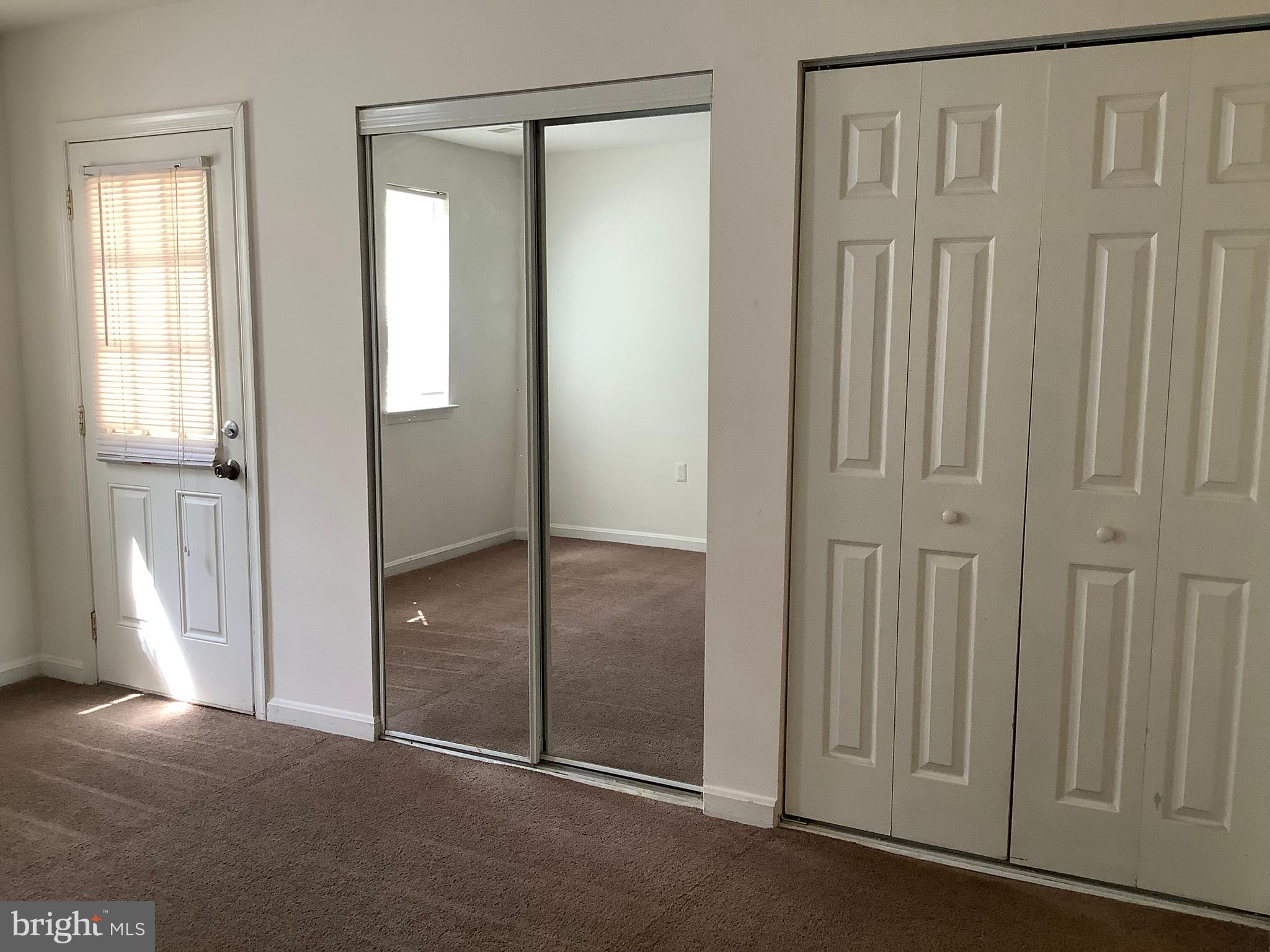 FLOWER HILL - Residential