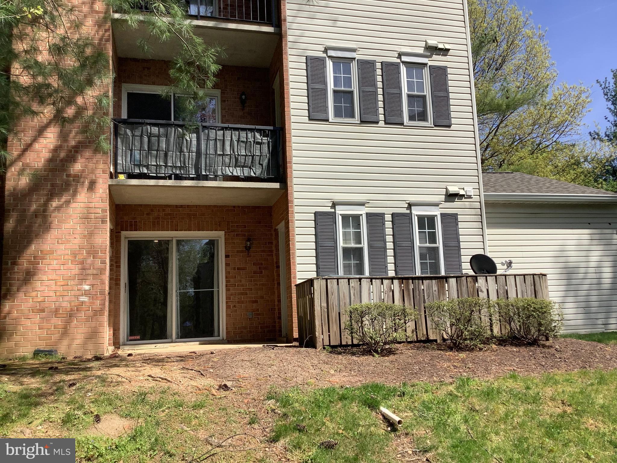 FLOWER HILL - Residential