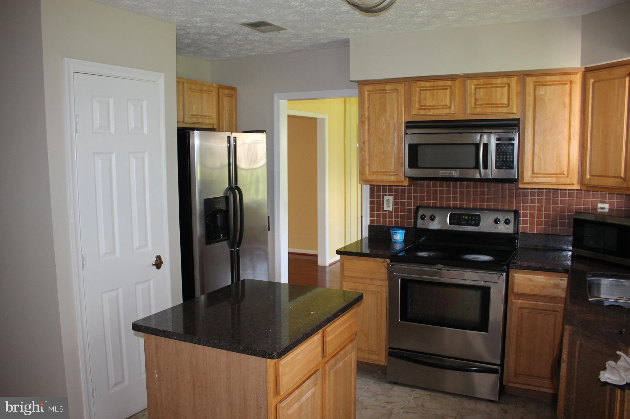 WILLOW HILLS- RESUB PARC - Residential Lease