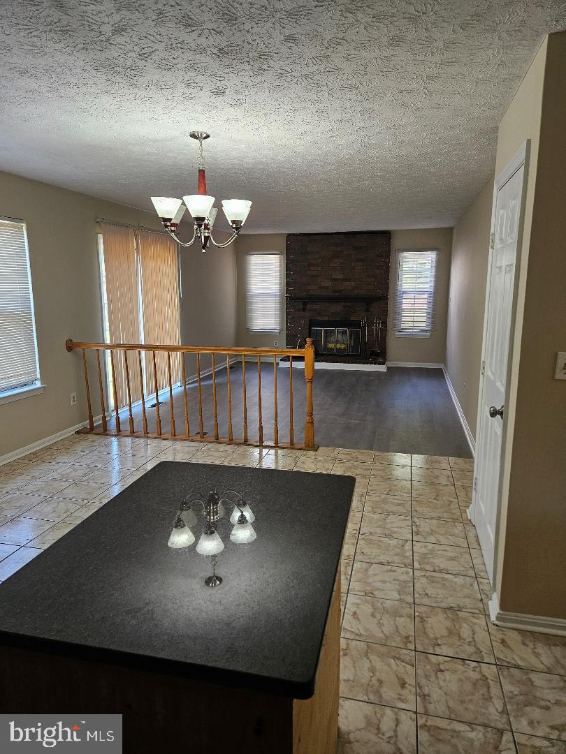 WILLOW HILLS- RESUB PARC - Residential Lease