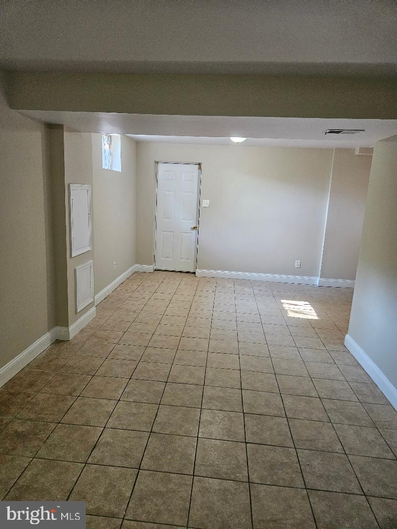 WILLOW HILLS- RESUB PARC - Residential Lease