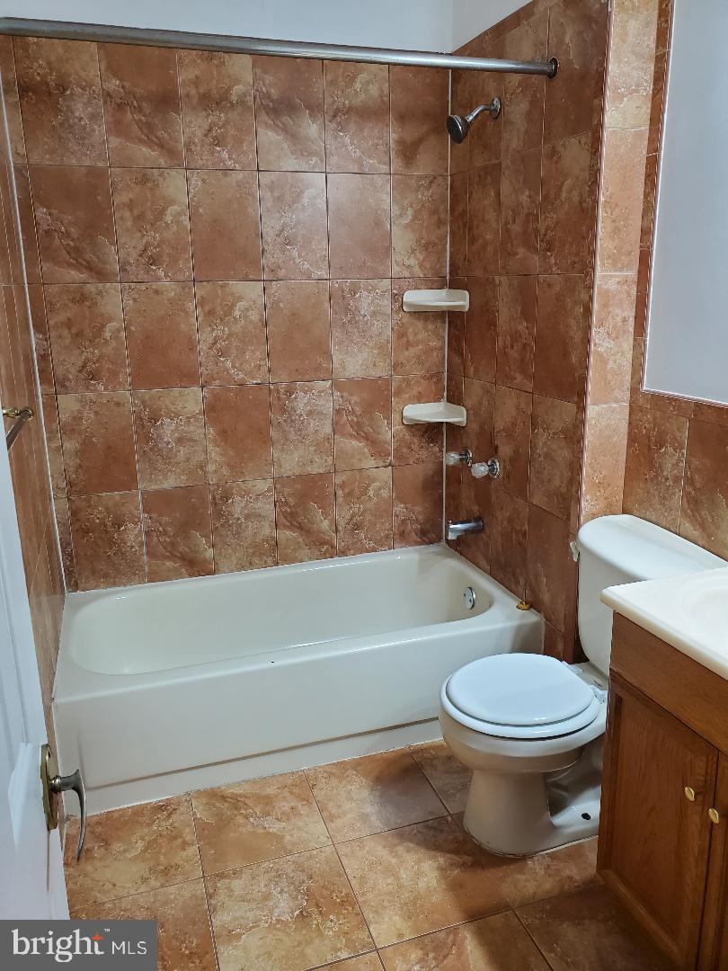 WILLOW HILLS- RESUB PARC - Residential Lease