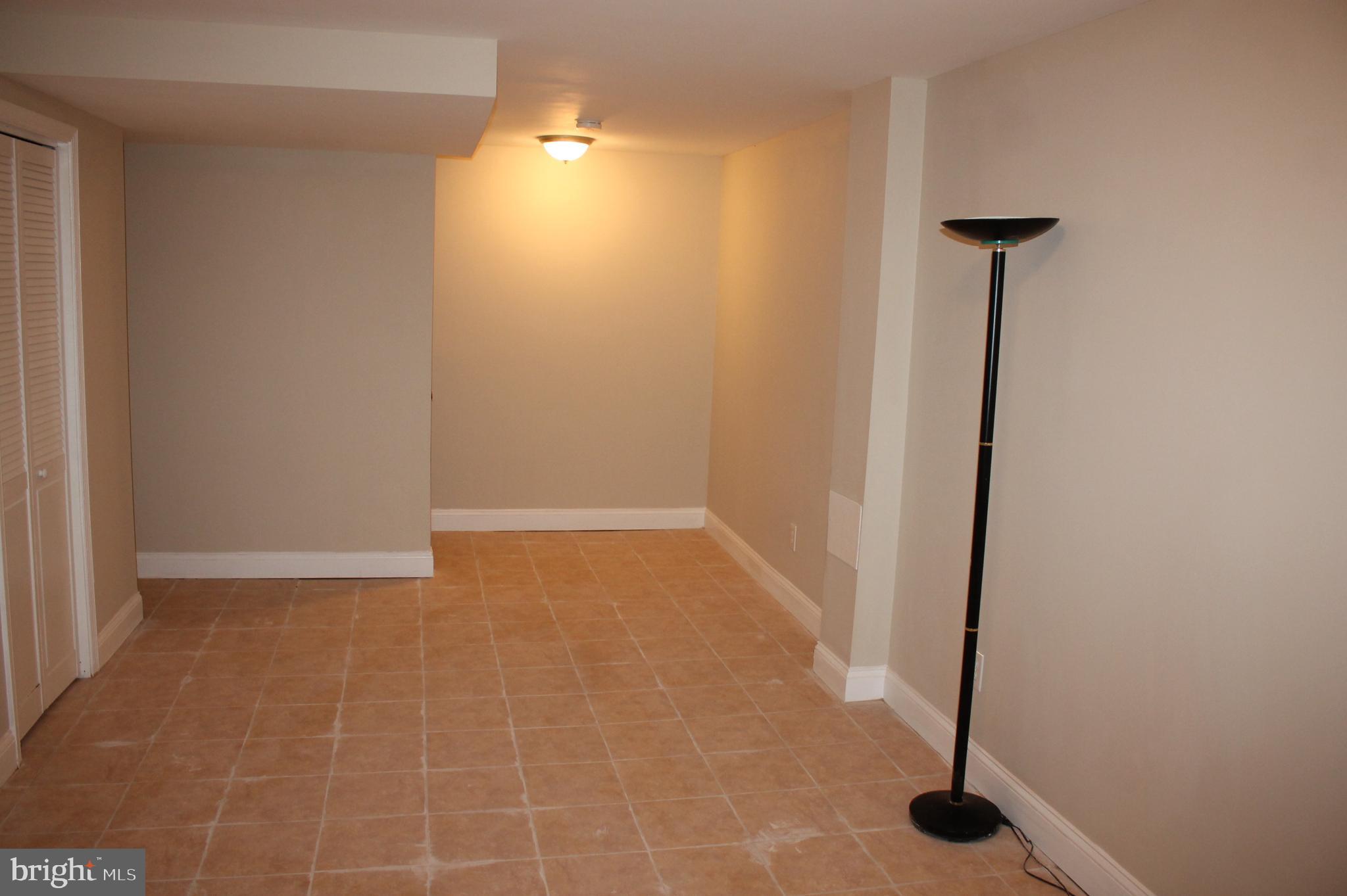 WILLOW HILLS- RESUB PARC - Residential Lease