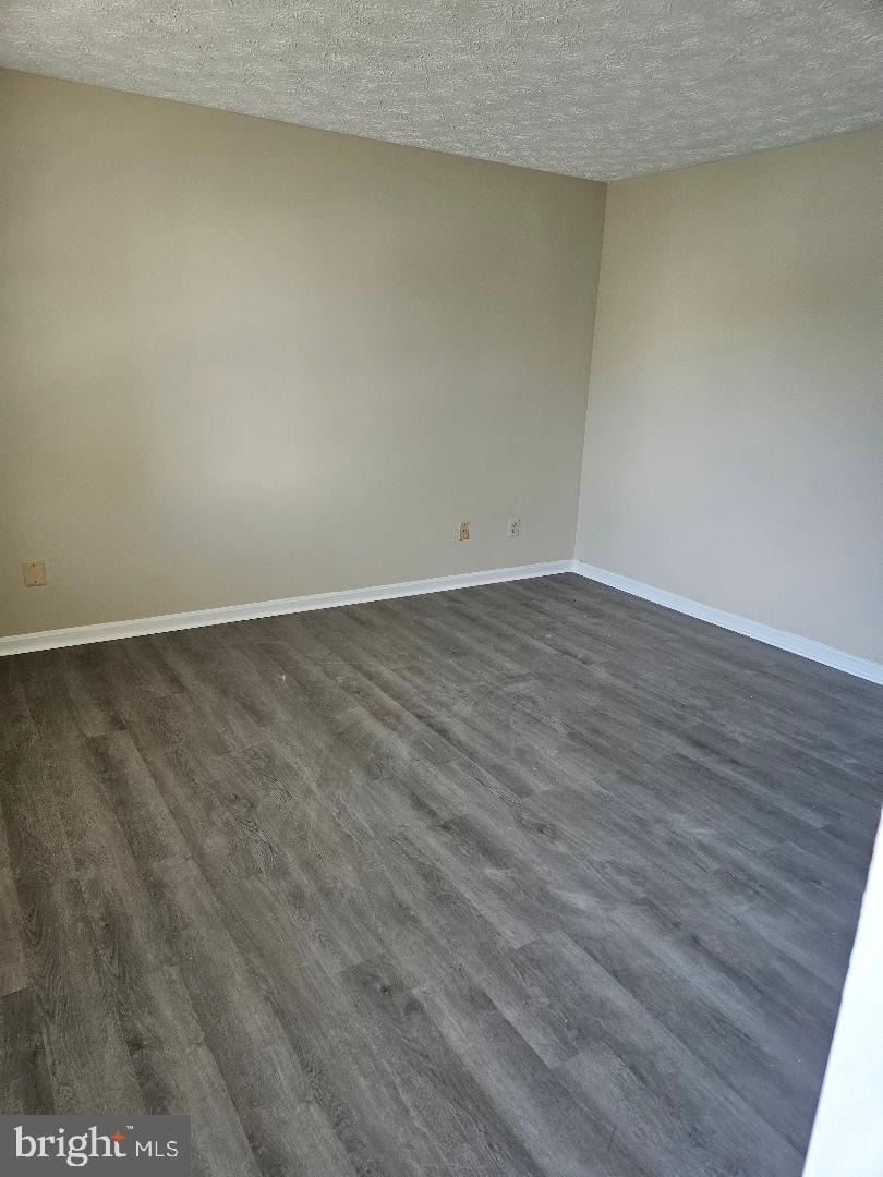 WILLOW HILLS- RESUB PARC - Residential Lease