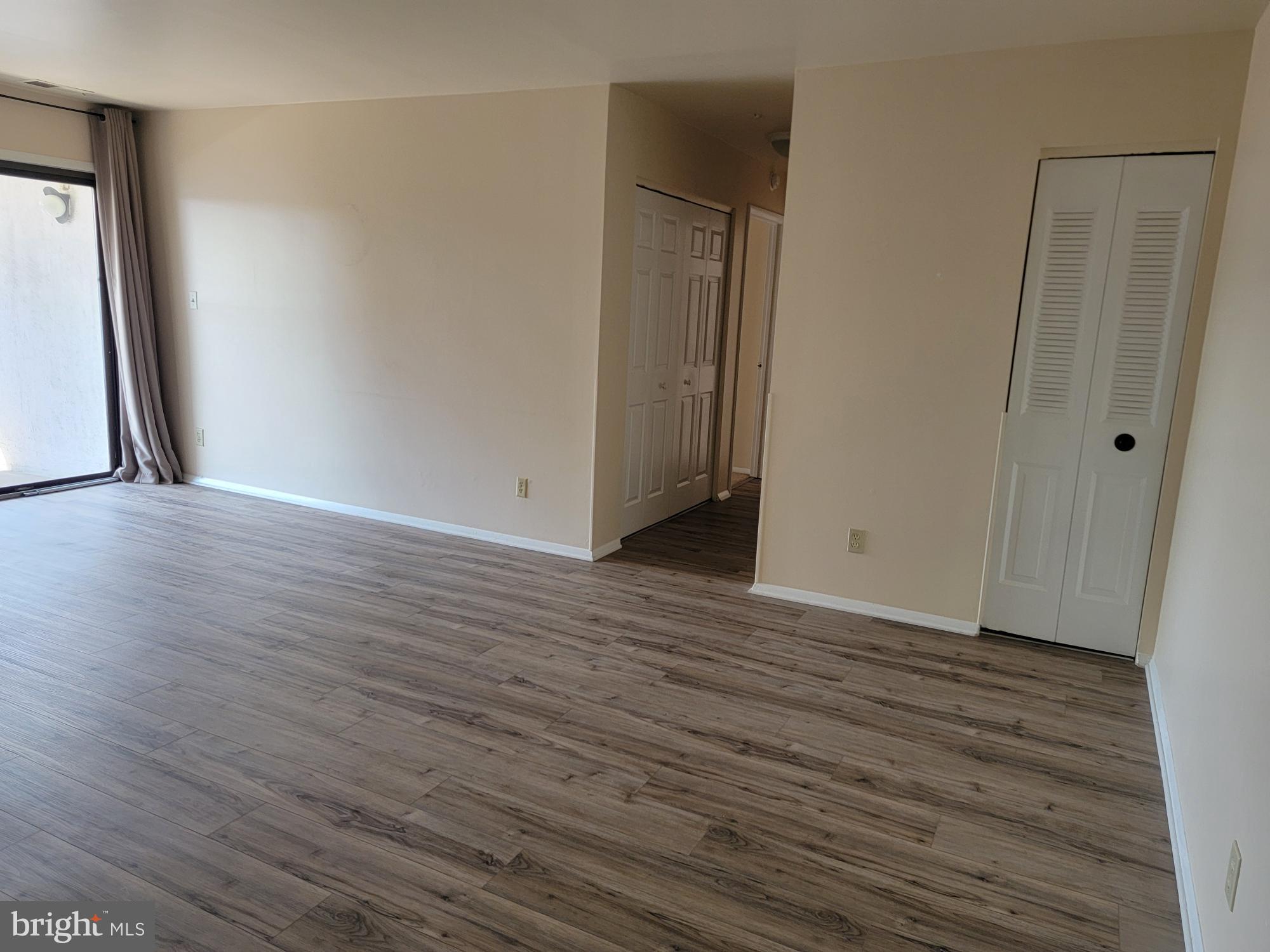 810 CHARLOTTE WAY 303