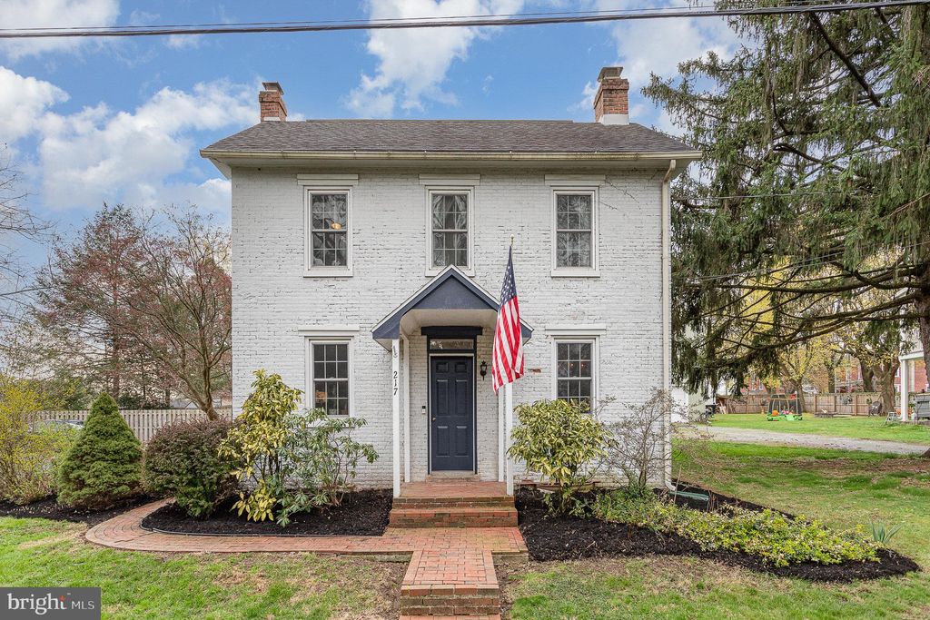 Photo of 217 Market Street, BAINBRIDGE, PA 17502 (MLS # PALA2067772)