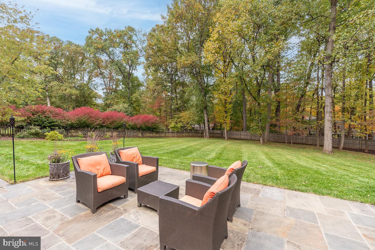 JUSTEMENT WOODS - Residential