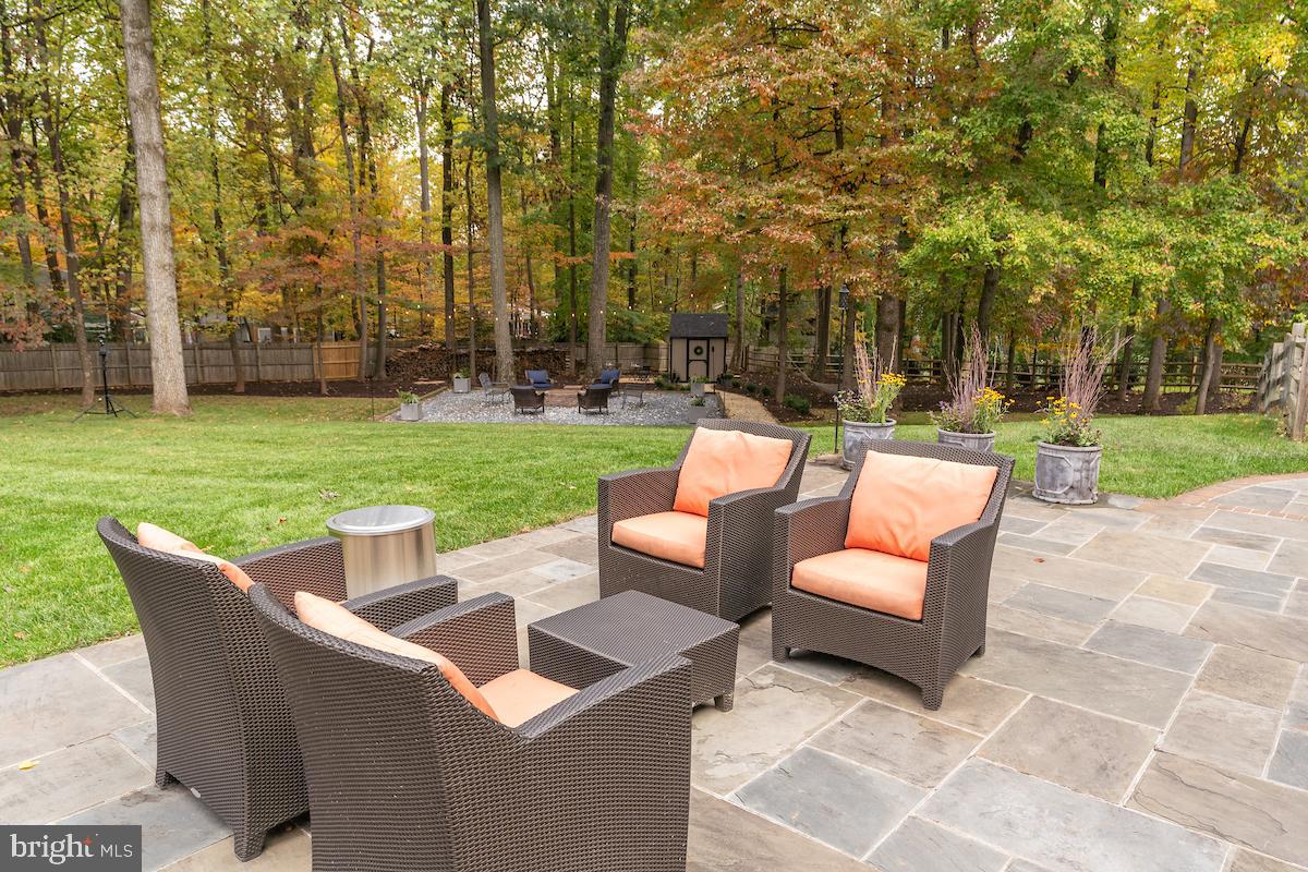 JUSTEMENT WOODS - Residential