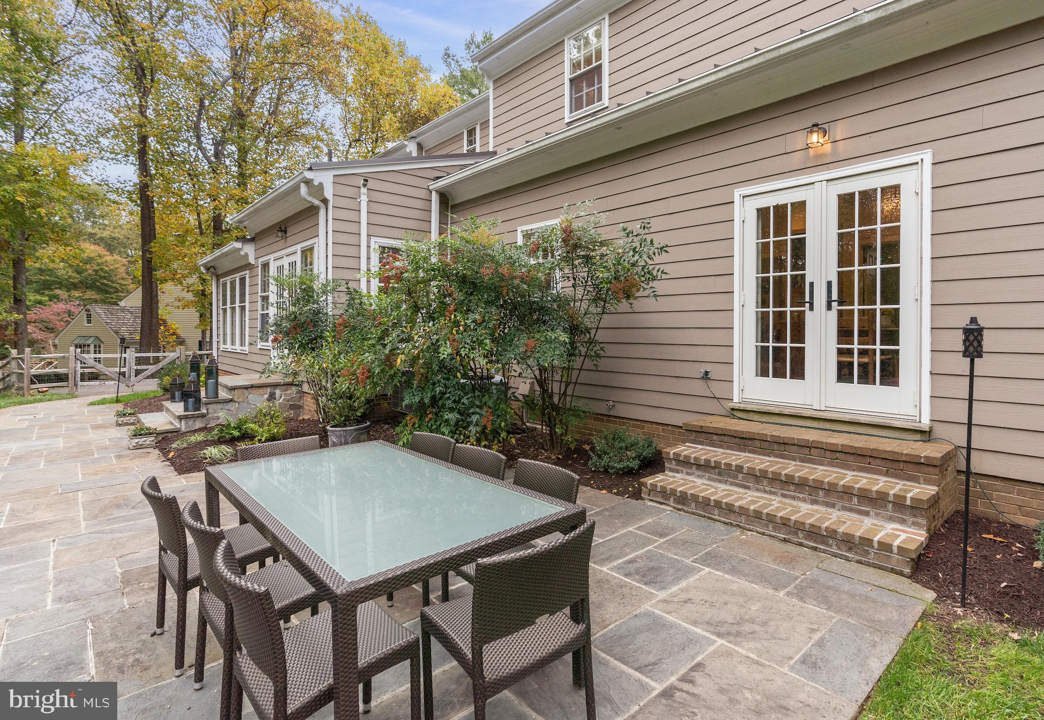 JUSTEMENT WOODS - Residential