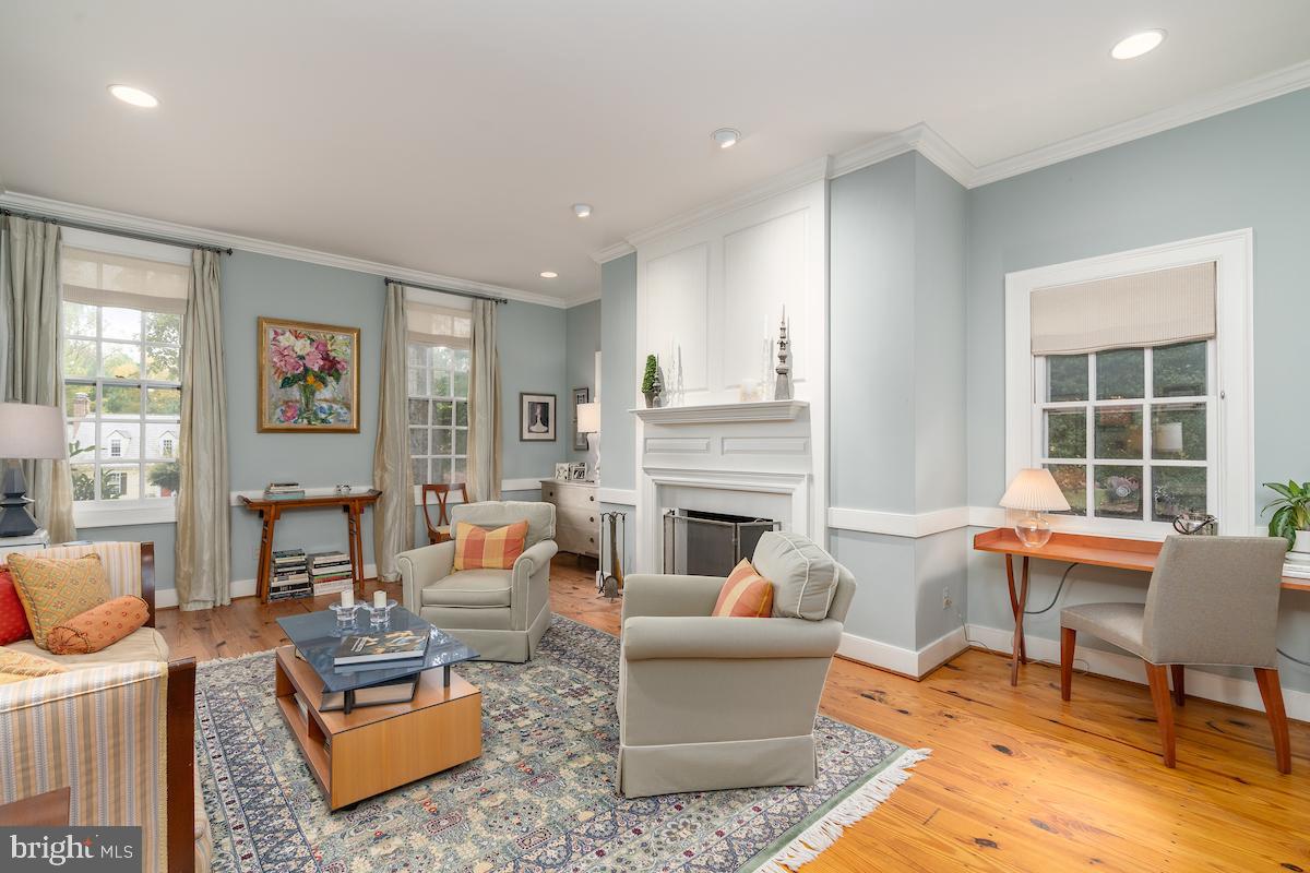 JUSTEMENT WOODS - Residential