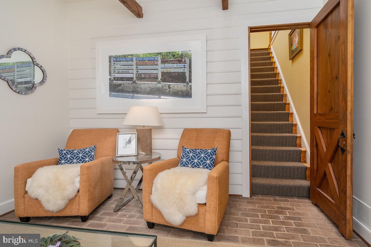 JUSTEMENT WOODS - Residential