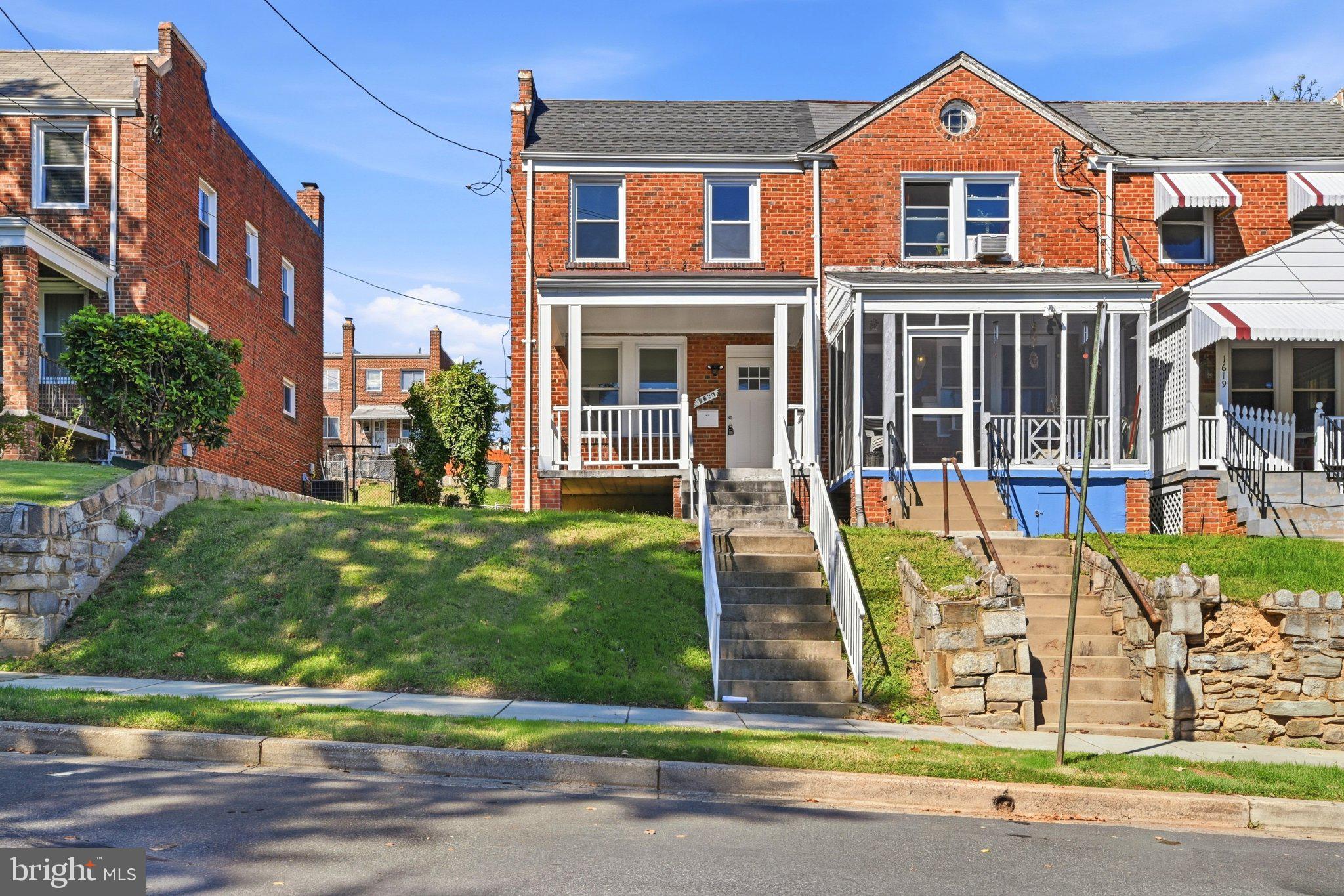 1623 FORT DAVIS PLACE SE