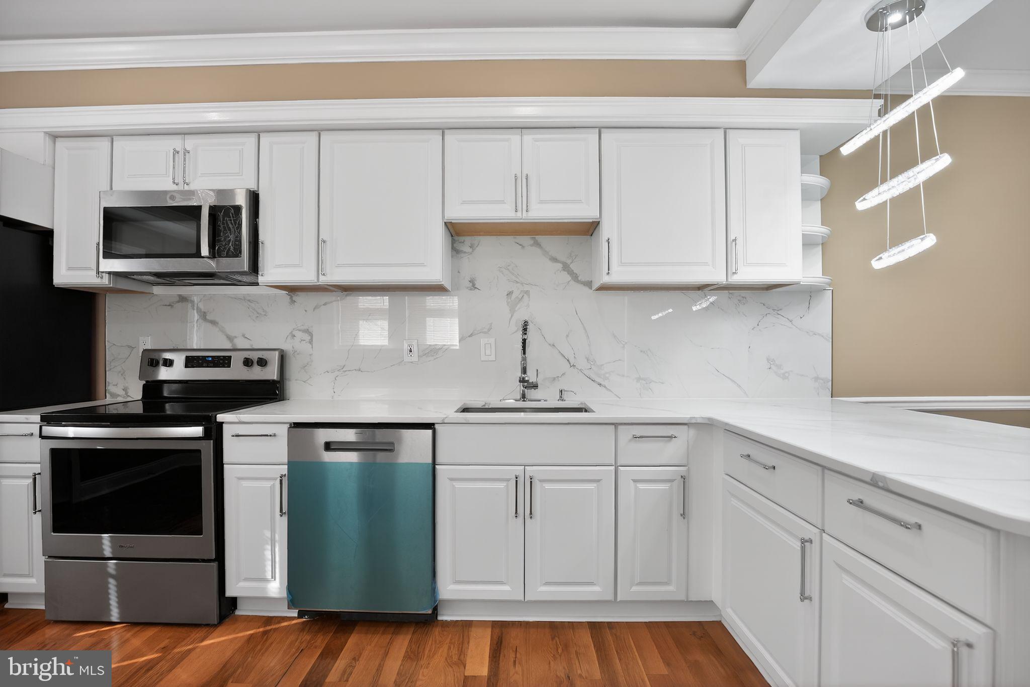 COBBS CREEK - Residential