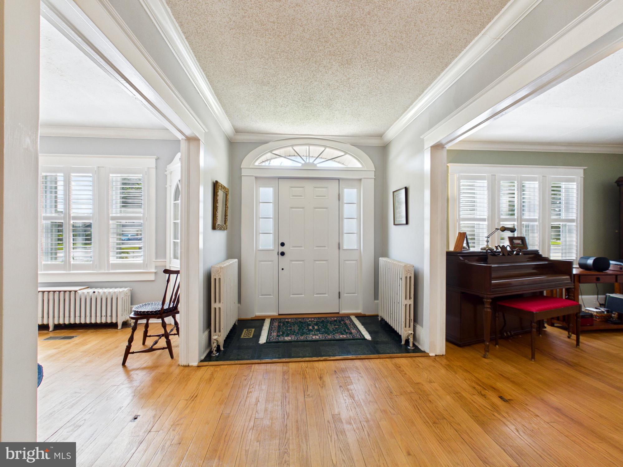 414 W MARKET STREET