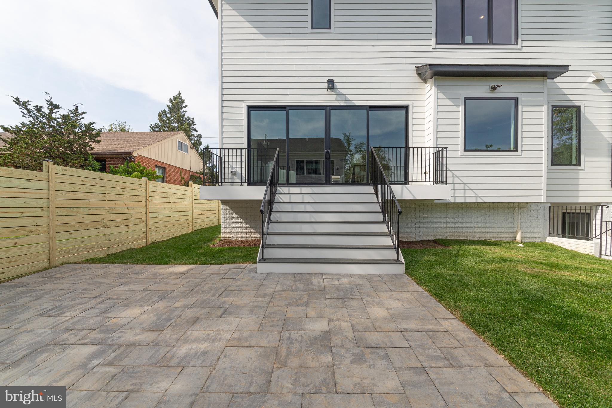 SYCAMORE GARDENS - Residential