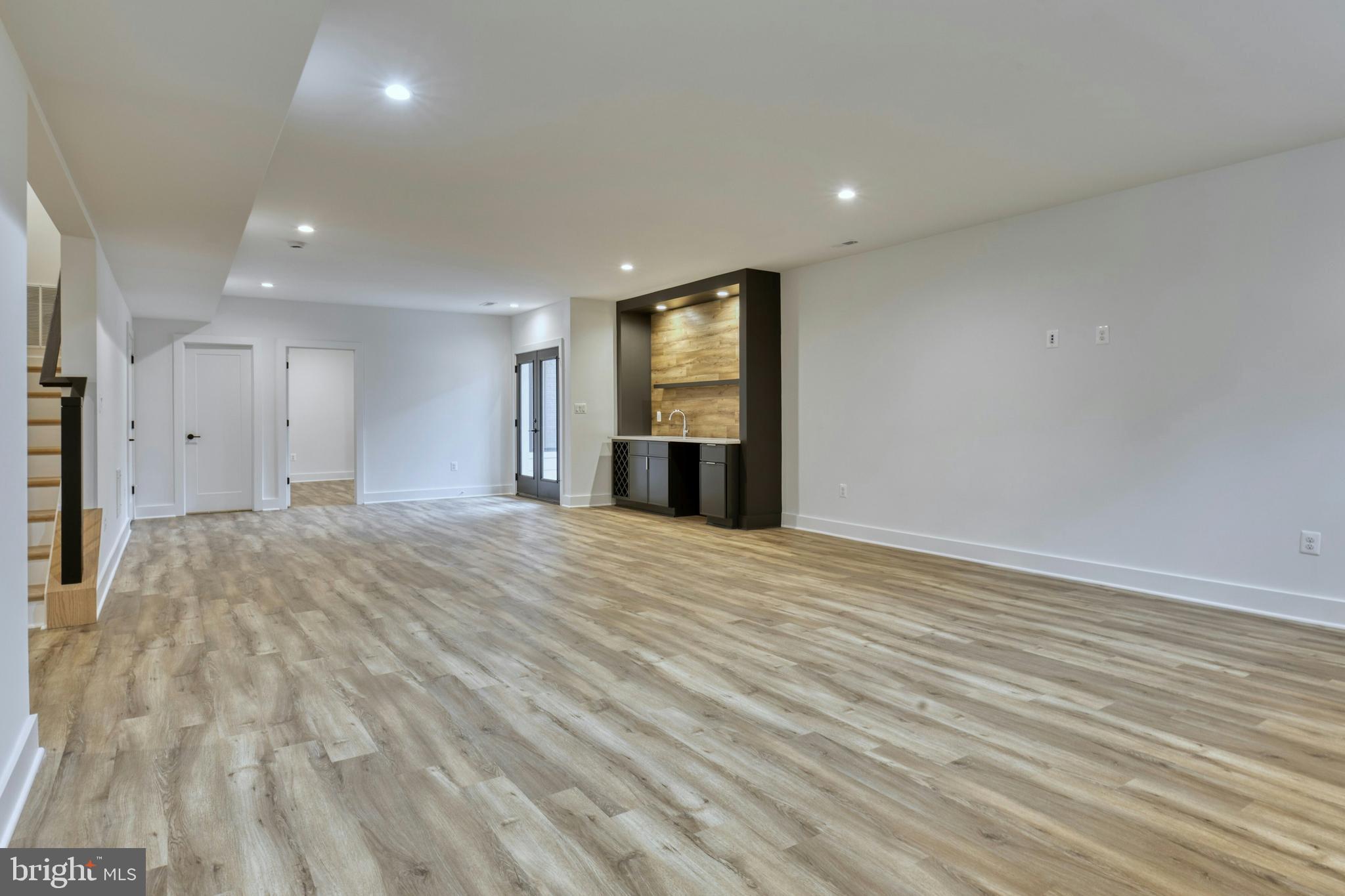 SYCAMORE GARDENS - Residential