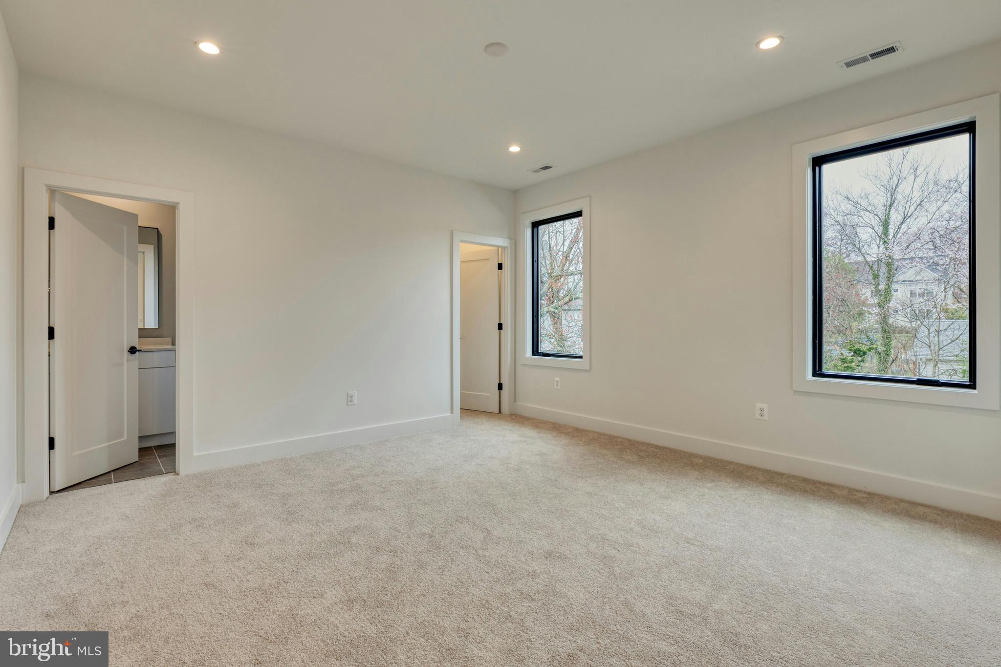 SYCAMORE GARDENS - Residential