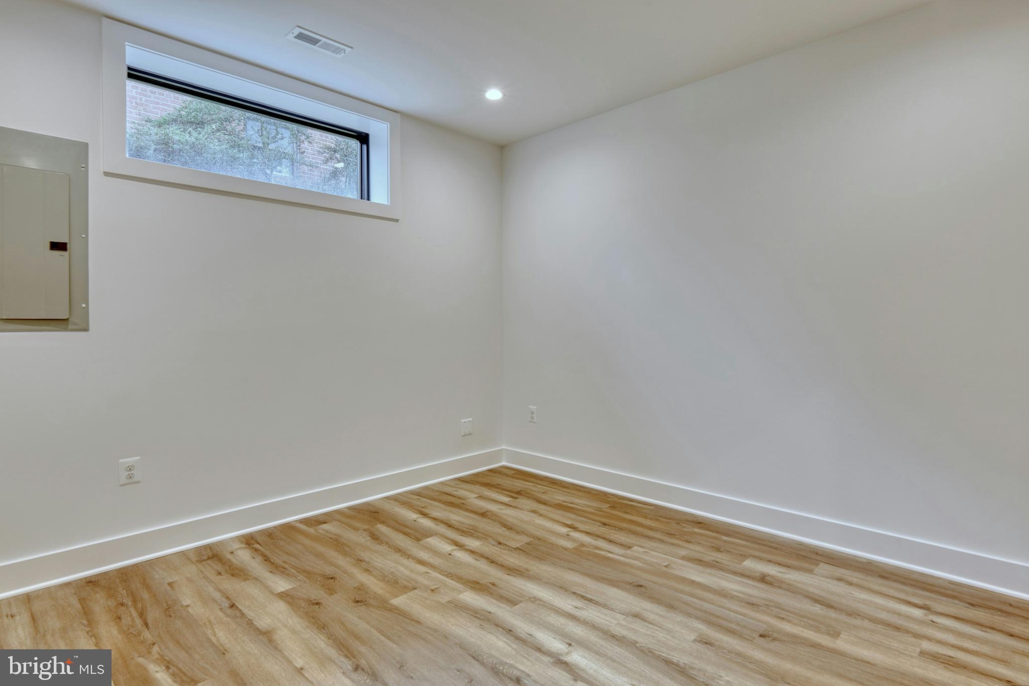 SYCAMORE GARDENS - Residential