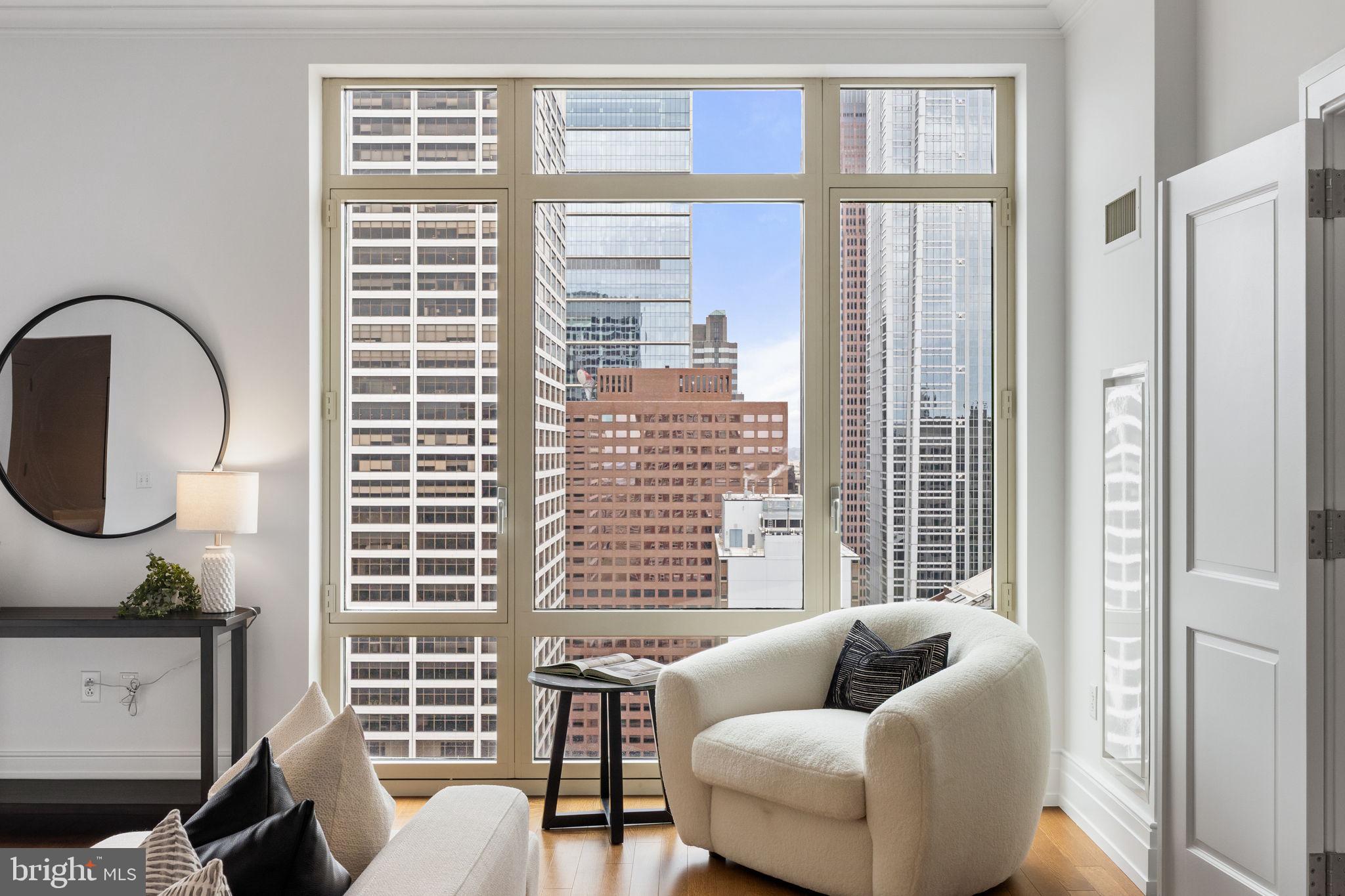 RITTENHOUSE SQUARE - Residential