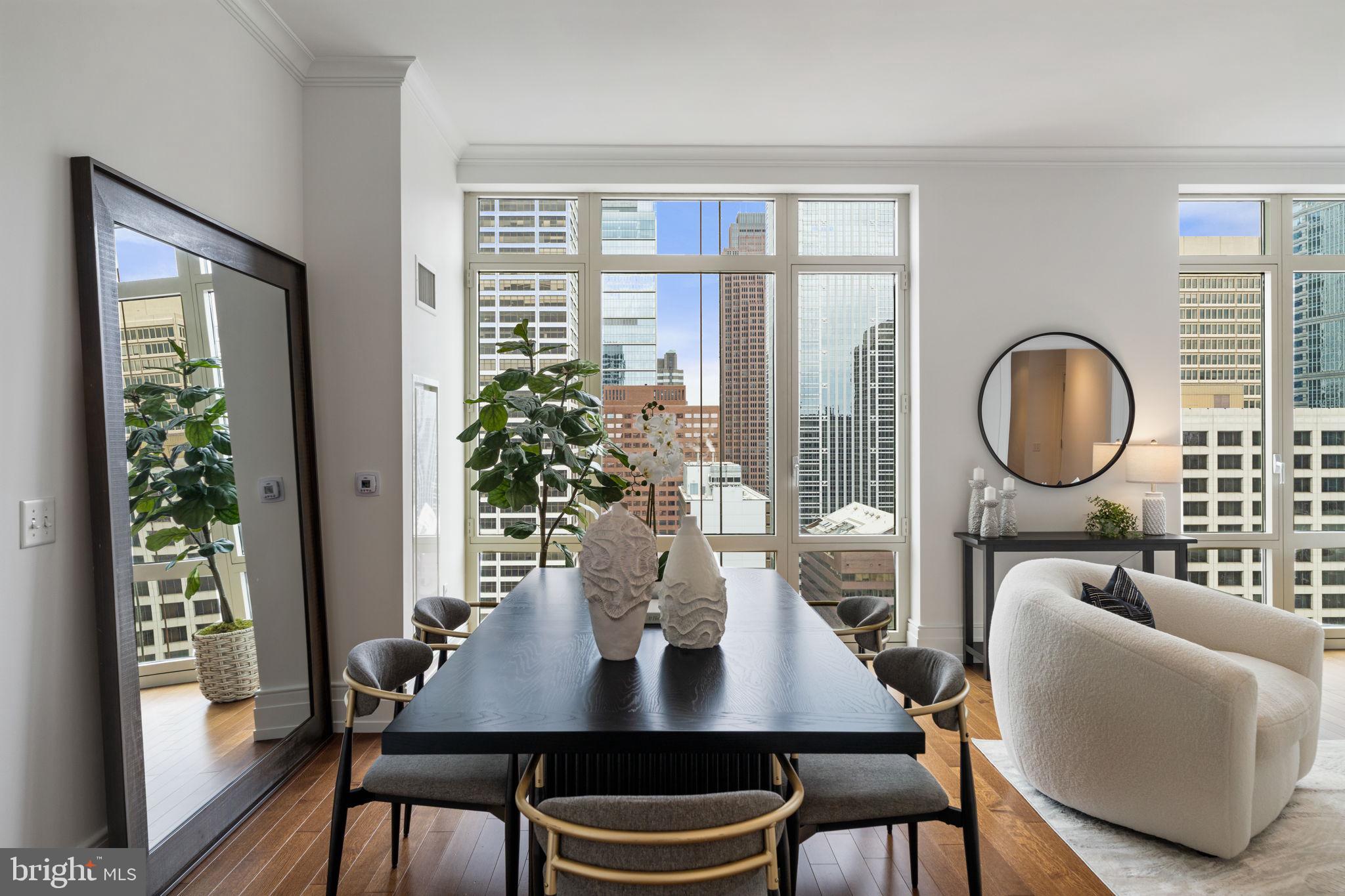 RITTENHOUSE SQUARE - Residential