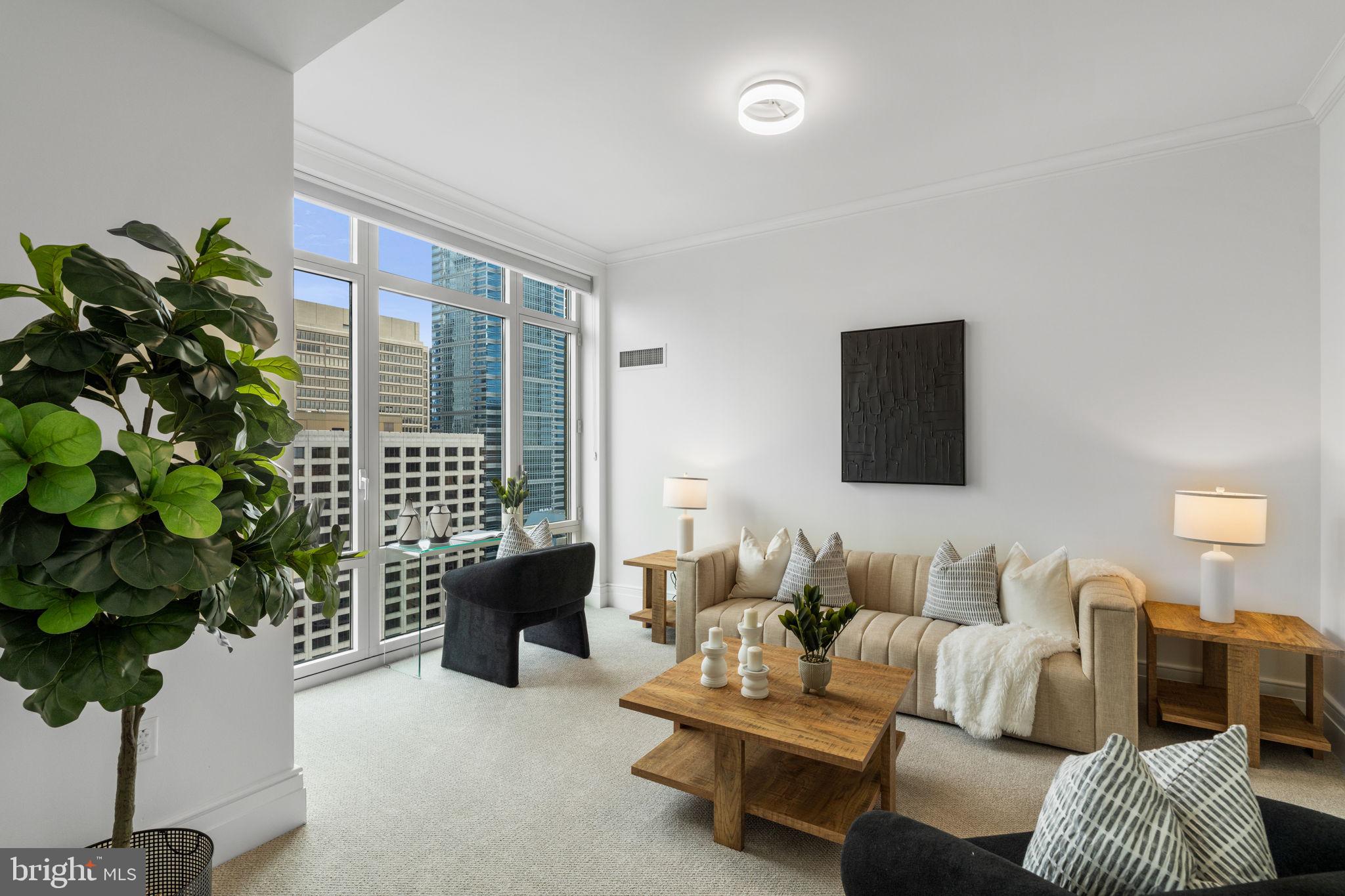 RITTENHOUSE SQUARE - Residential