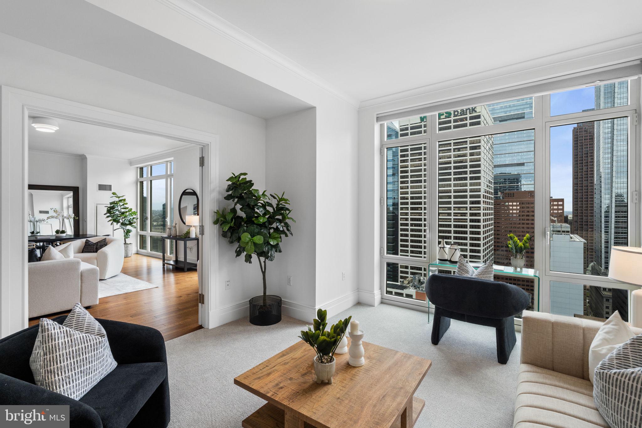 RITTENHOUSE SQUARE - Residential