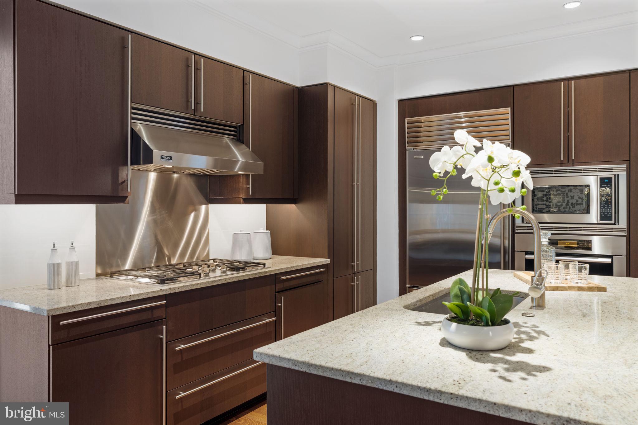 RITTENHOUSE SQUARE - Residential