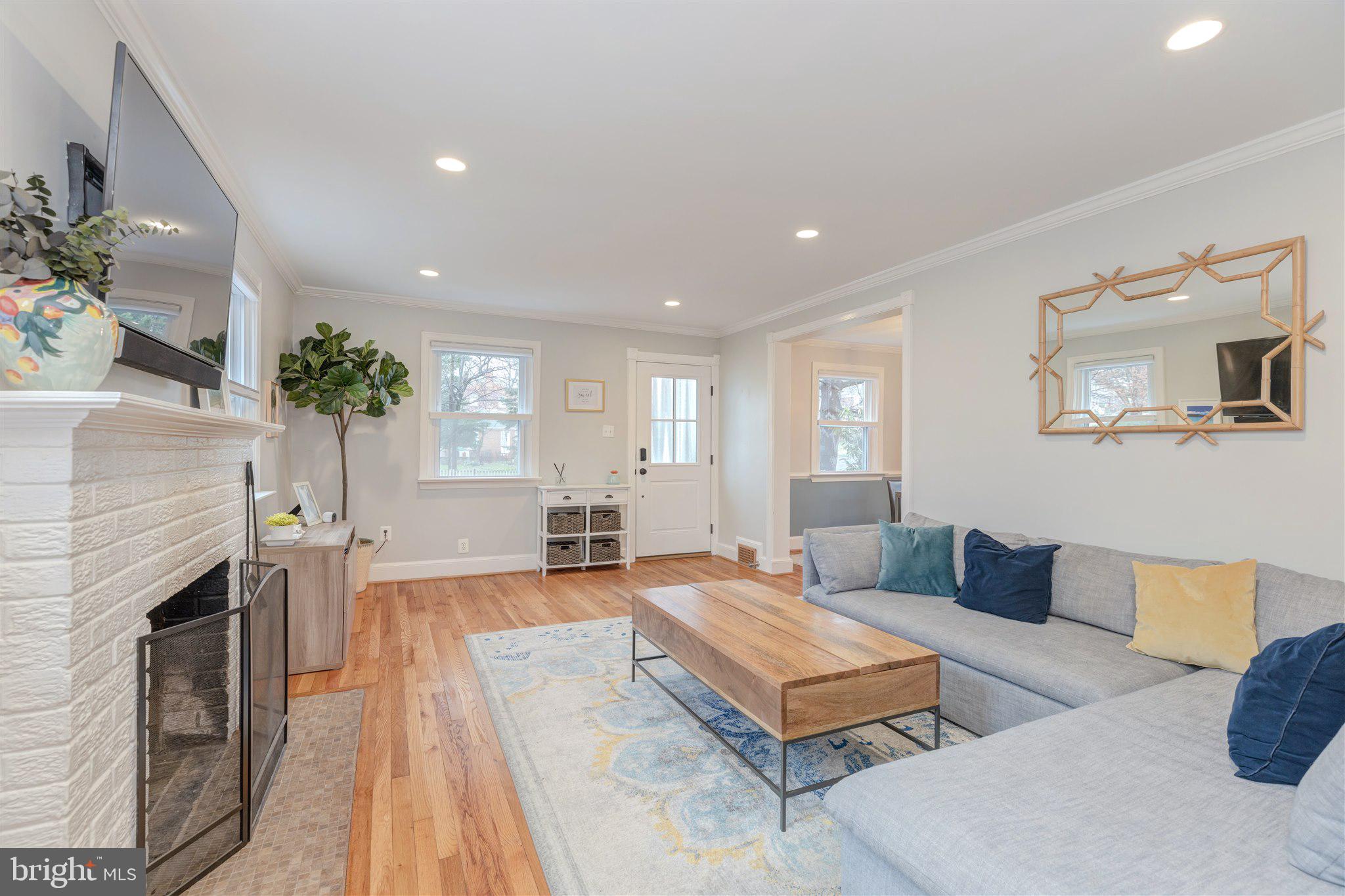 TARA - LEEWAY HEIGHTS - Residential