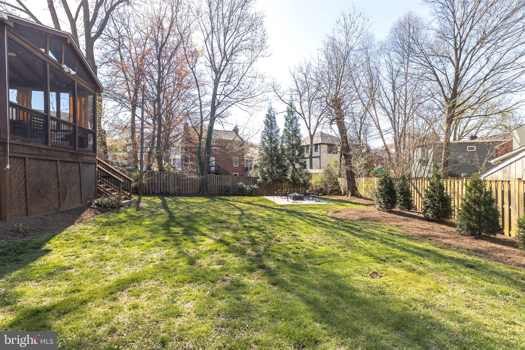 TARA - LEEWAY HEIGHTS - Residential