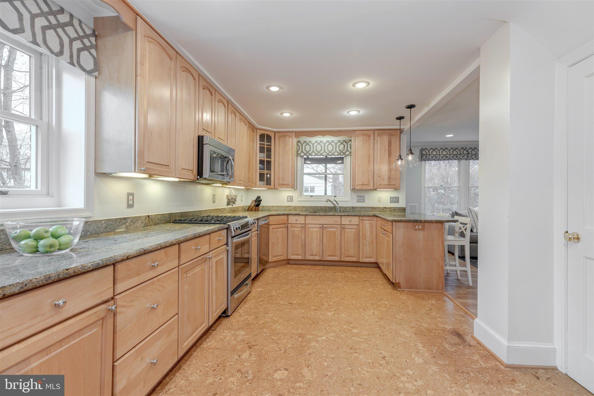 TARA - LEEWAY HEIGHTS - Residential