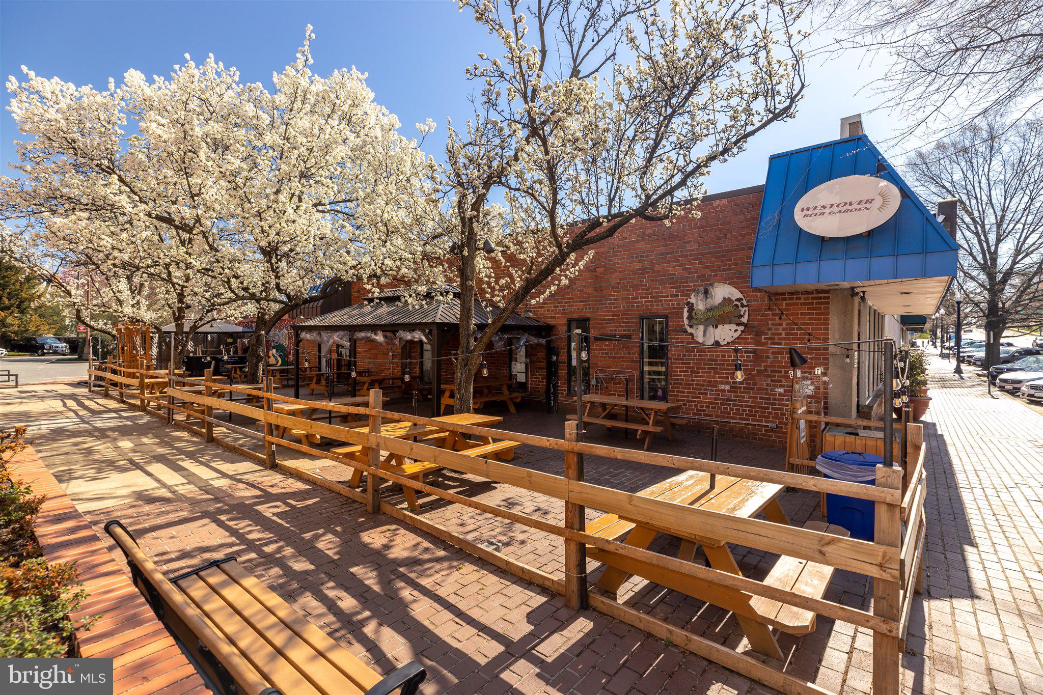 TARA - LEEWAY HEIGHTS - Residential