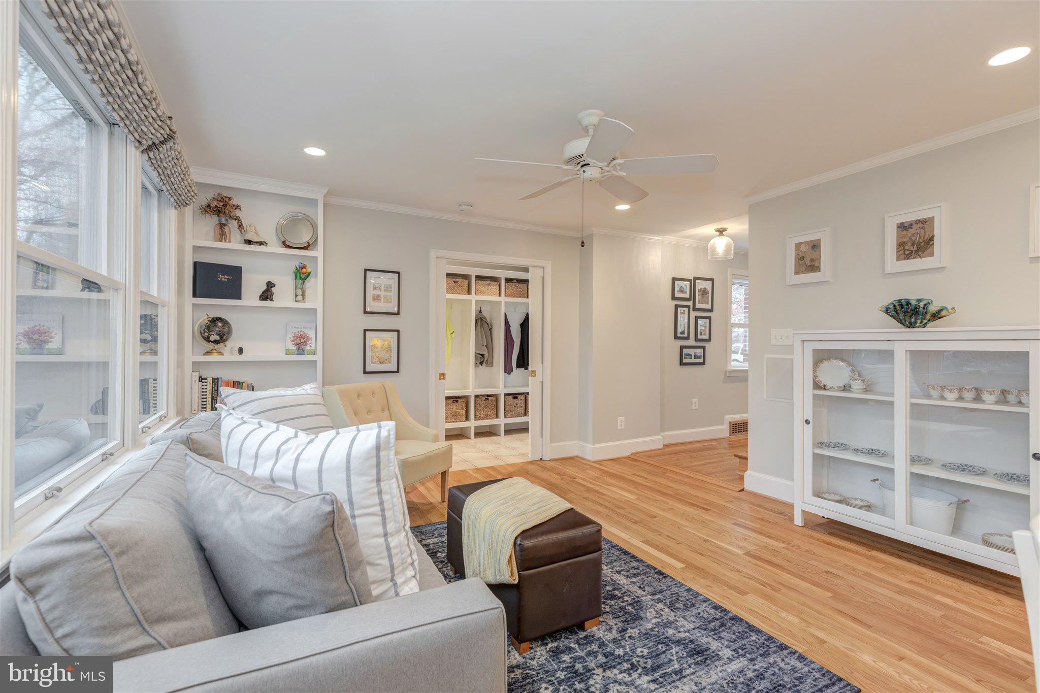 TARA - LEEWAY HEIGHTS - Residential