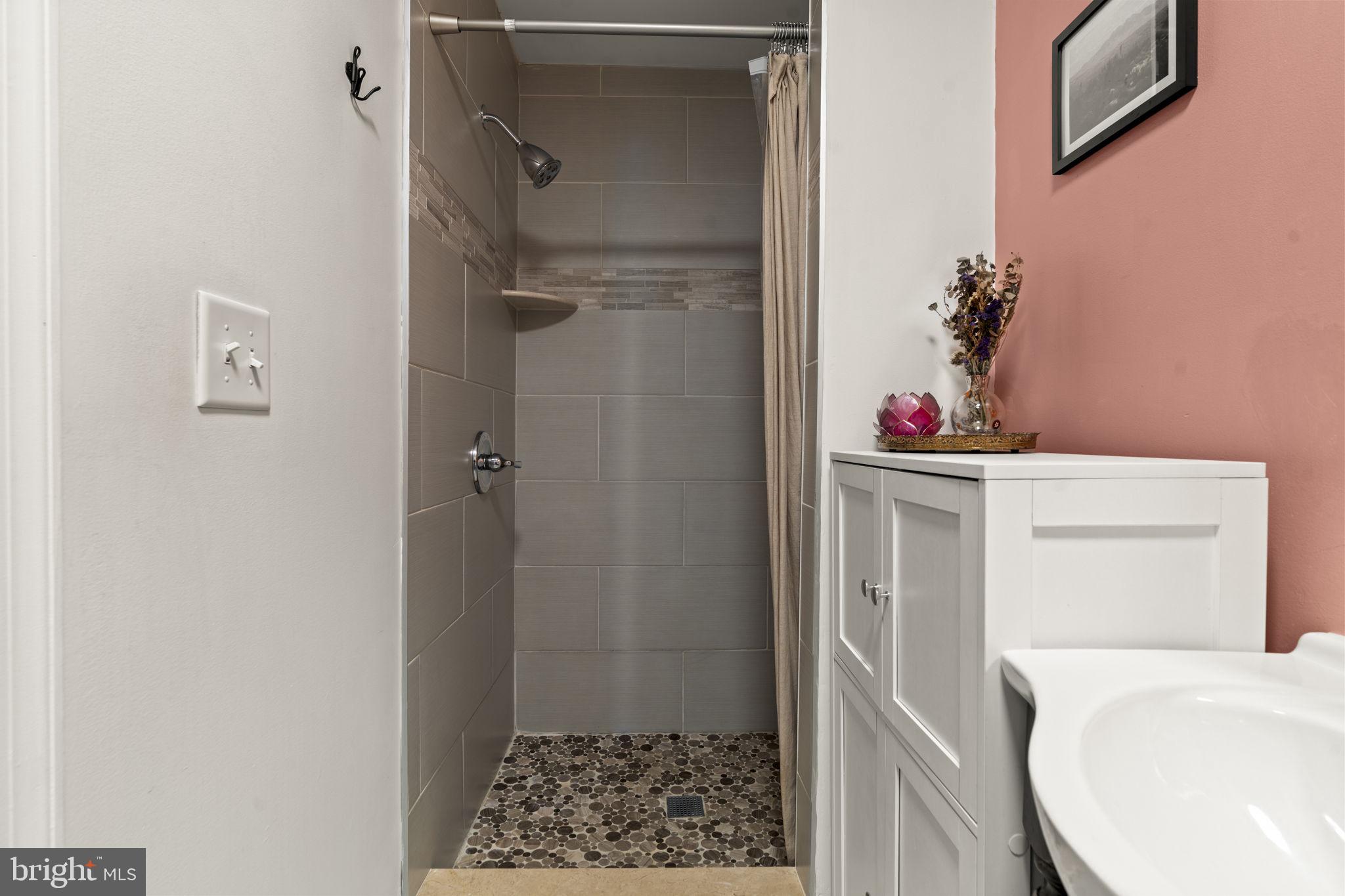 EAST PASSYUNK CROSSING - Residential