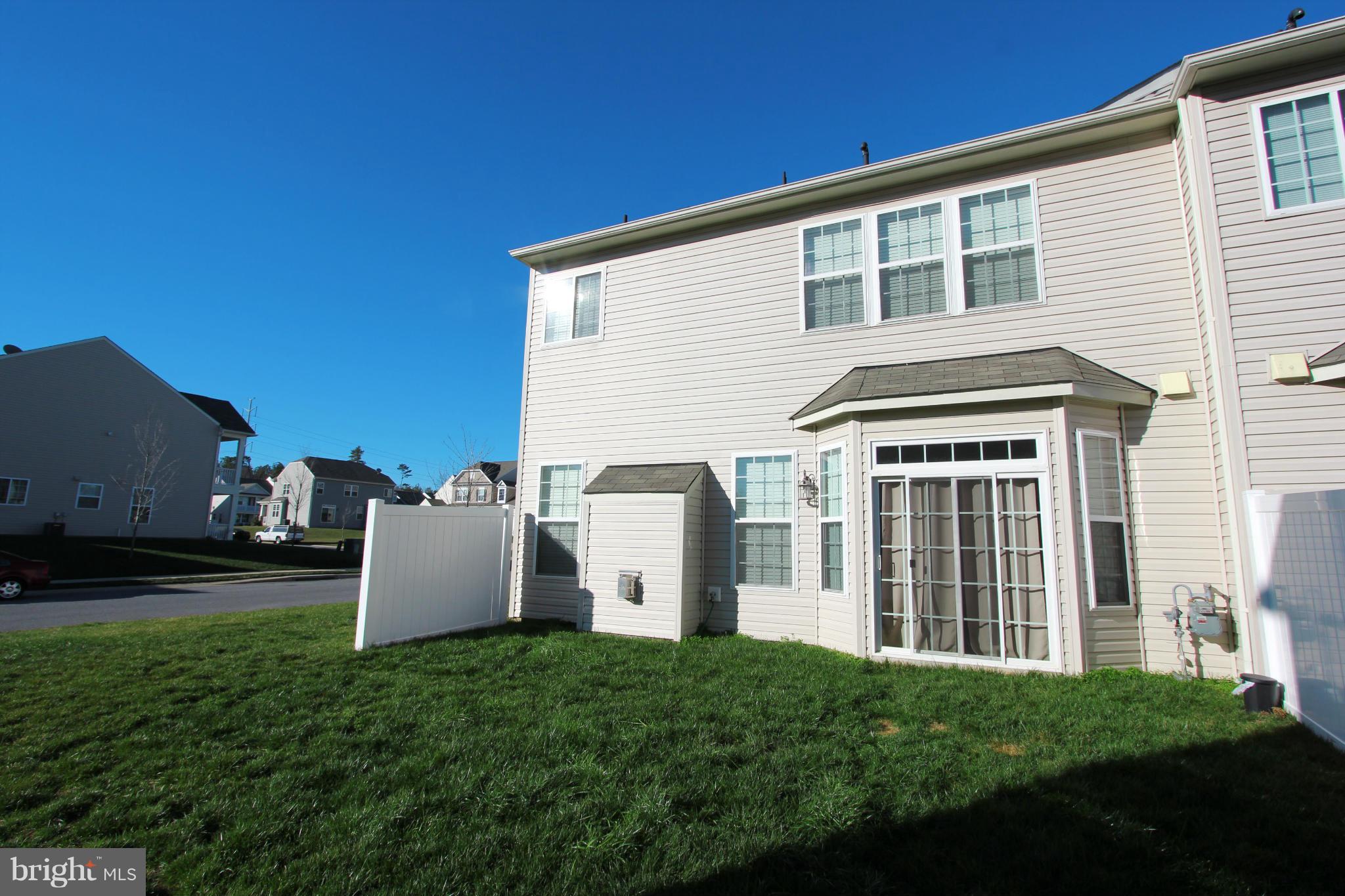 WOODLAND PARK - Residential Lease