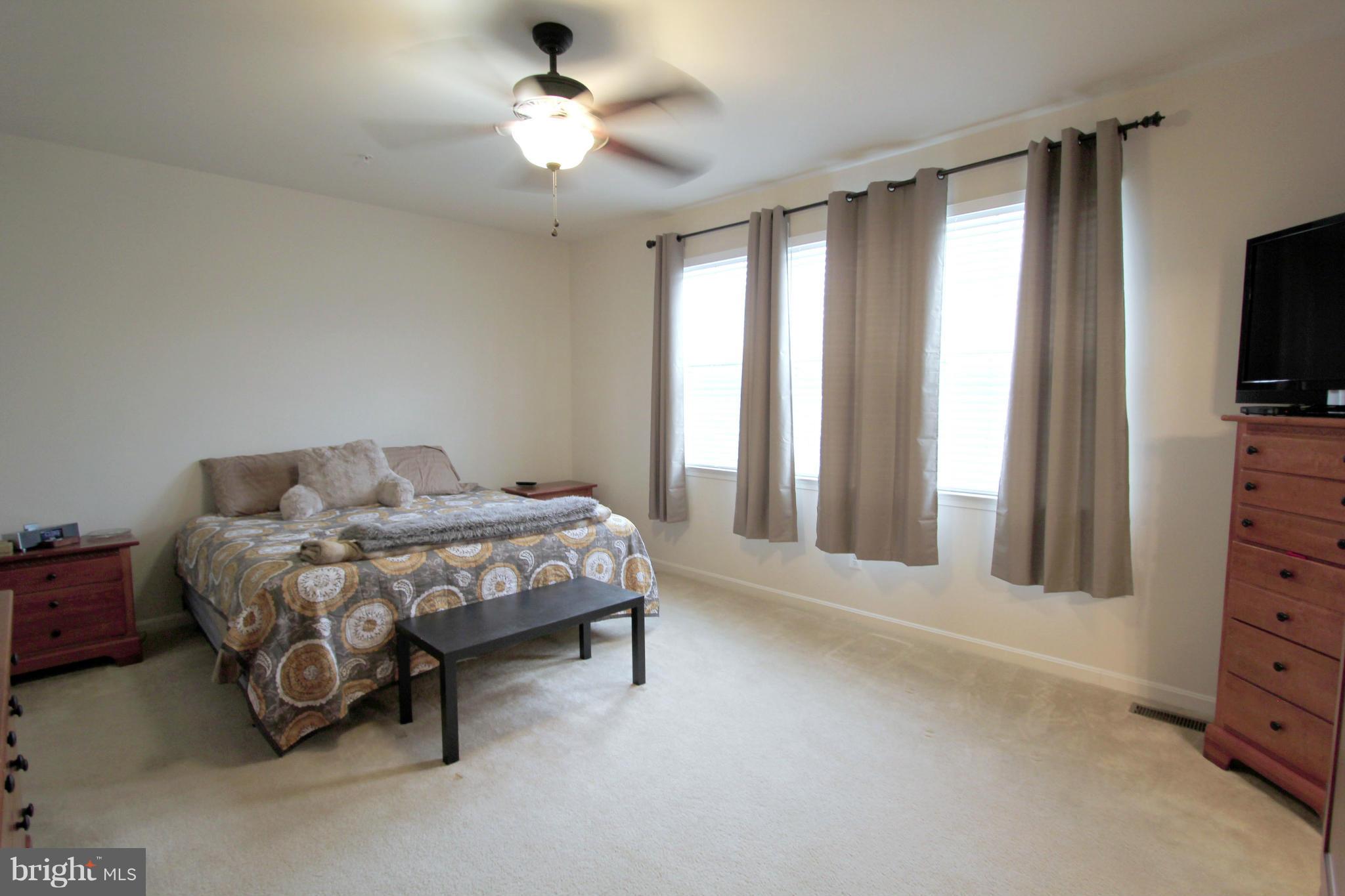 WOODLAND PARK - Residential Lease