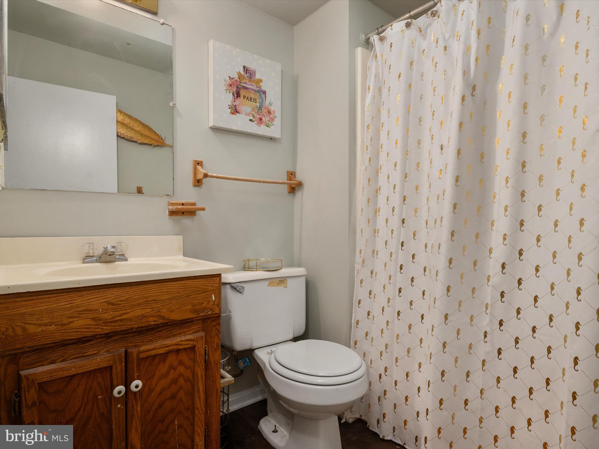 REGENCY TOWNS - Residential