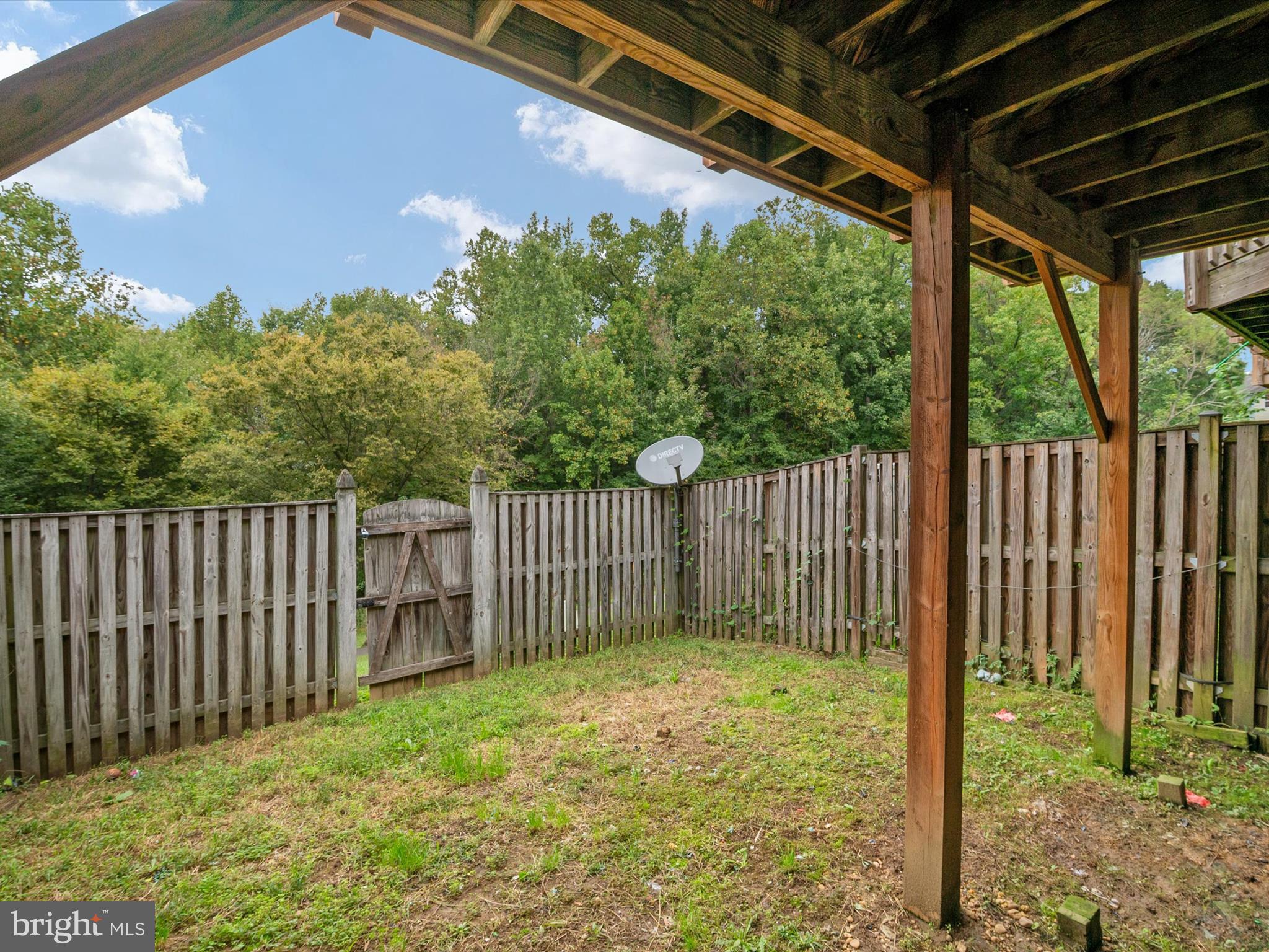 REGENCY TOWNS - Residential