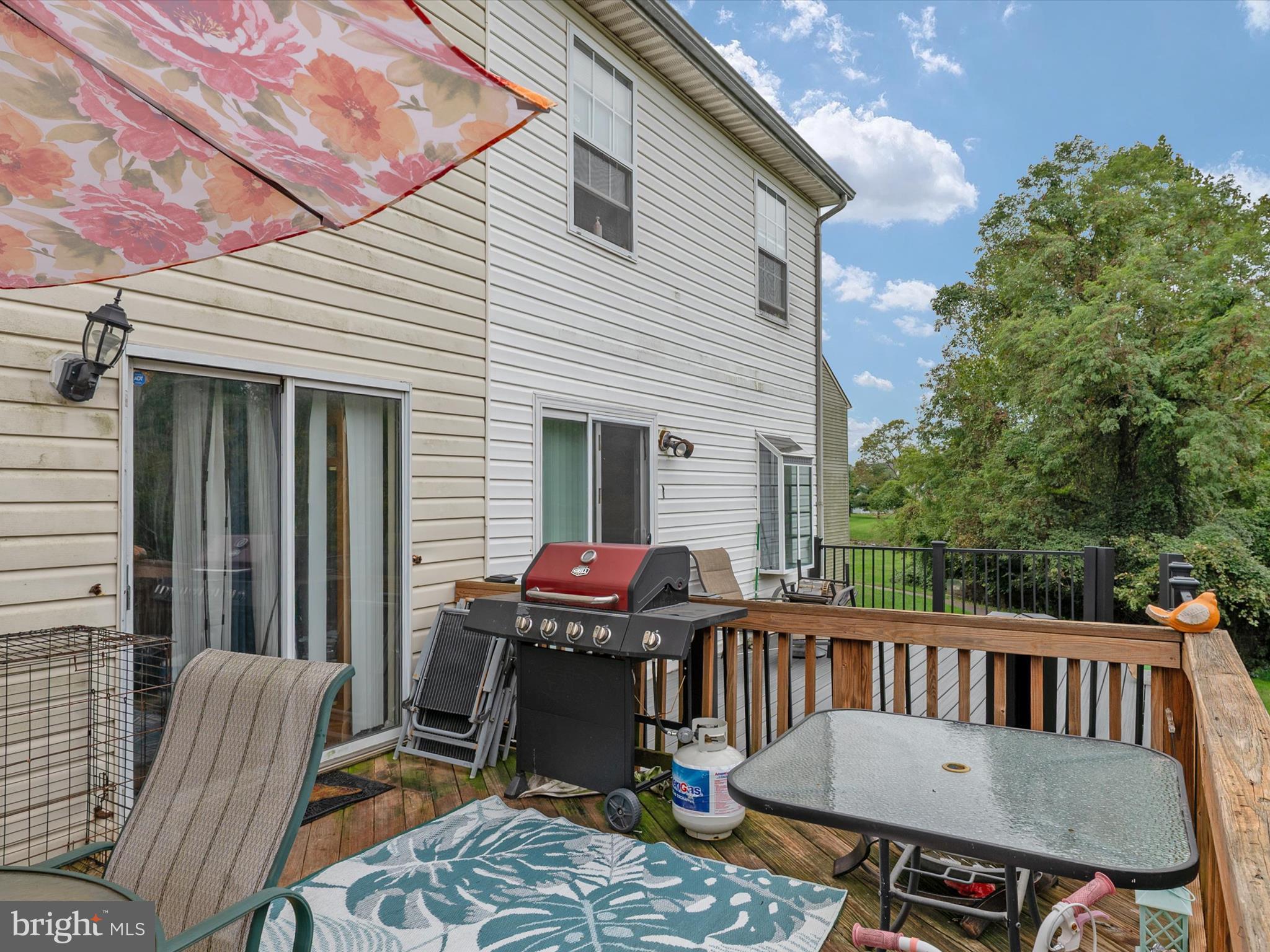 REGENCY TOWNS - Residential